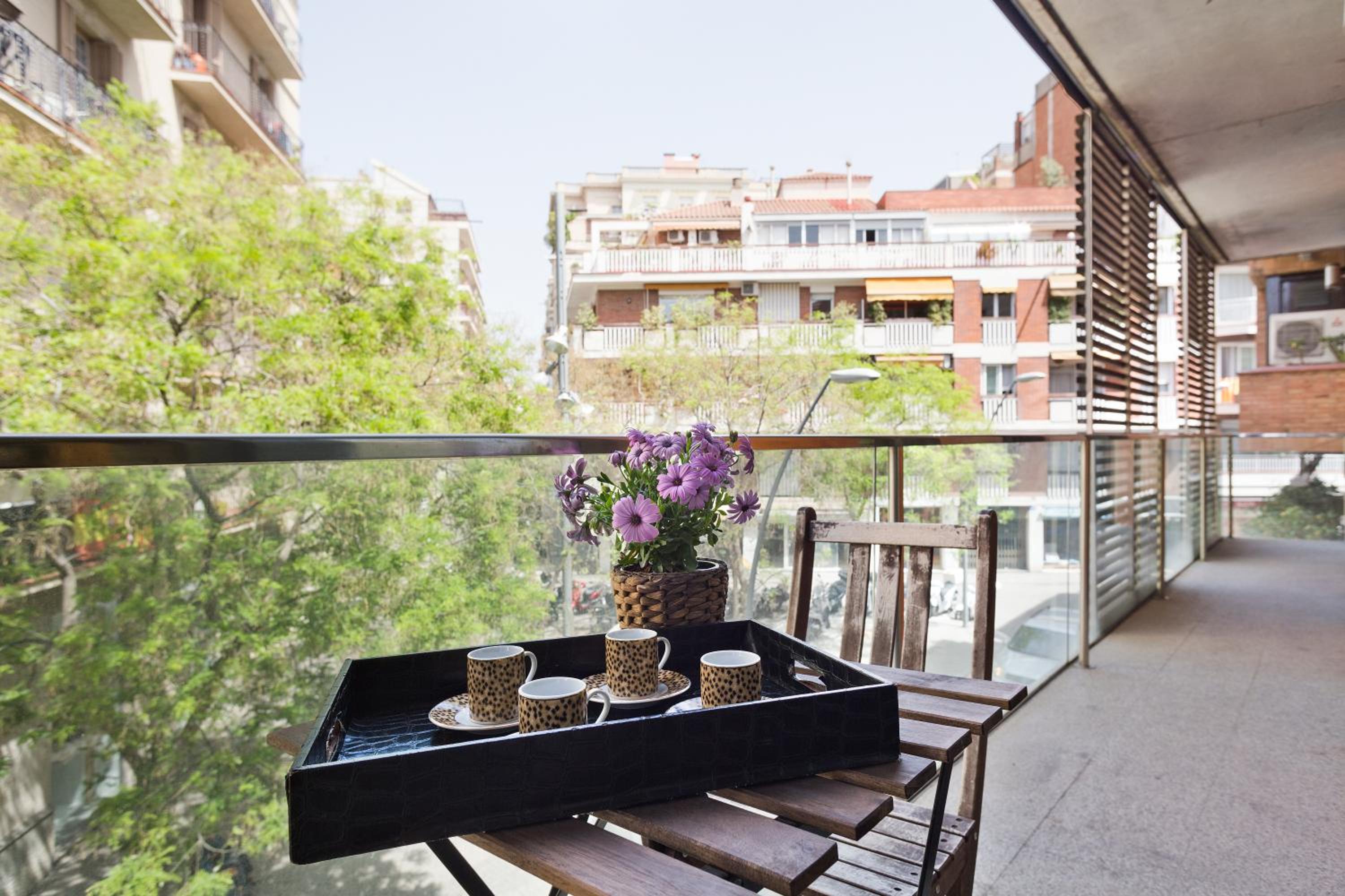 My Space Emirates - Spacious Apartments near the City Center