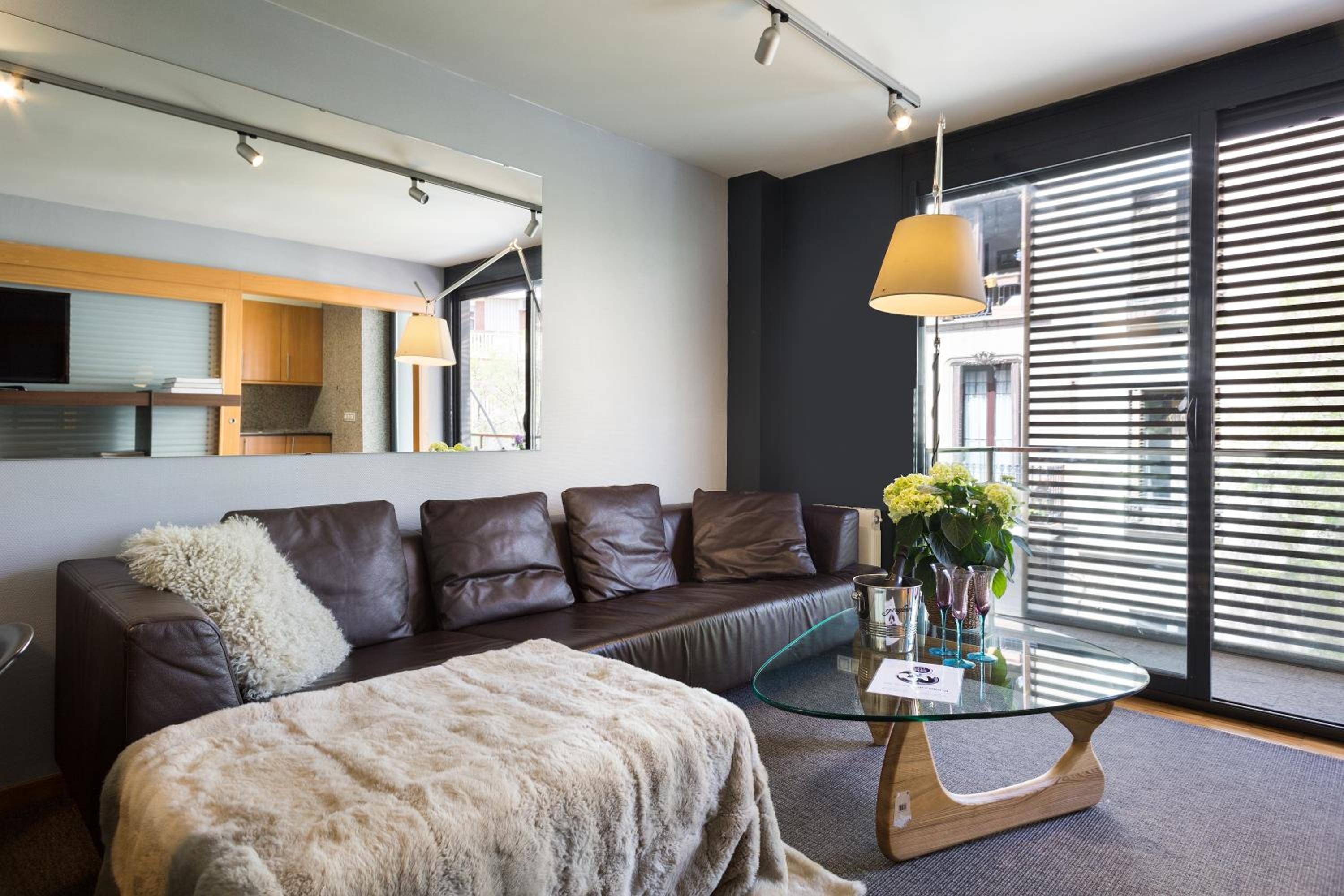 My Space Emirates - Spacious Apartments near the City Center