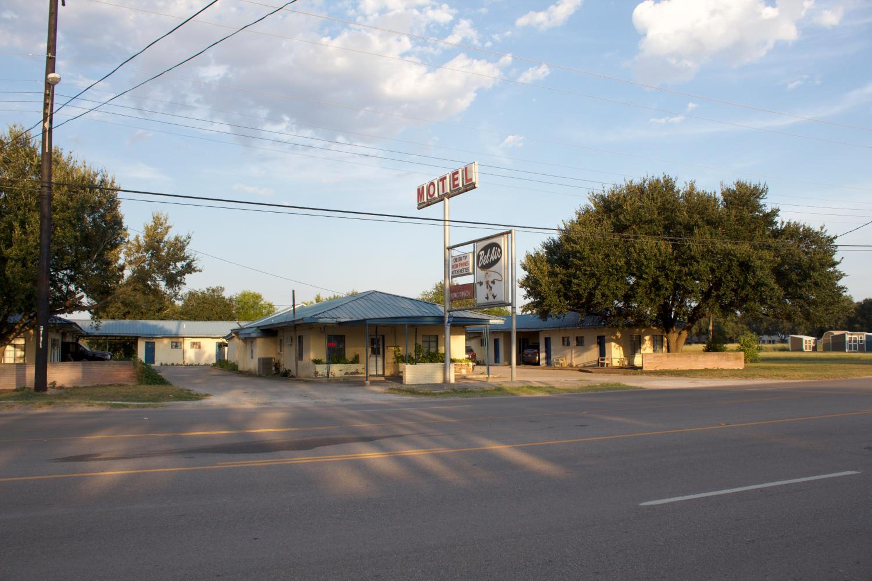 Bel-Air Motel