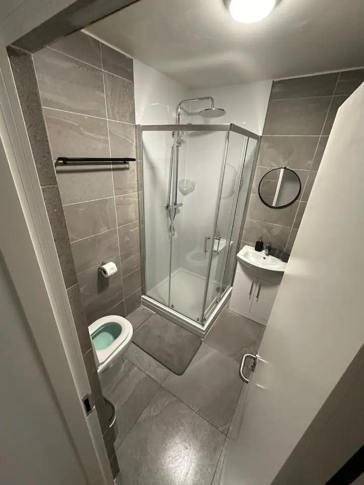 Modern City Centre Apartment