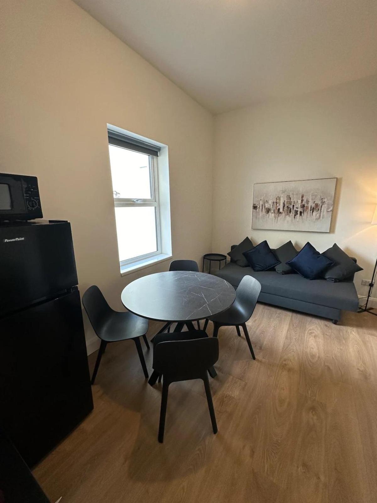 Modern City Centre Apartment