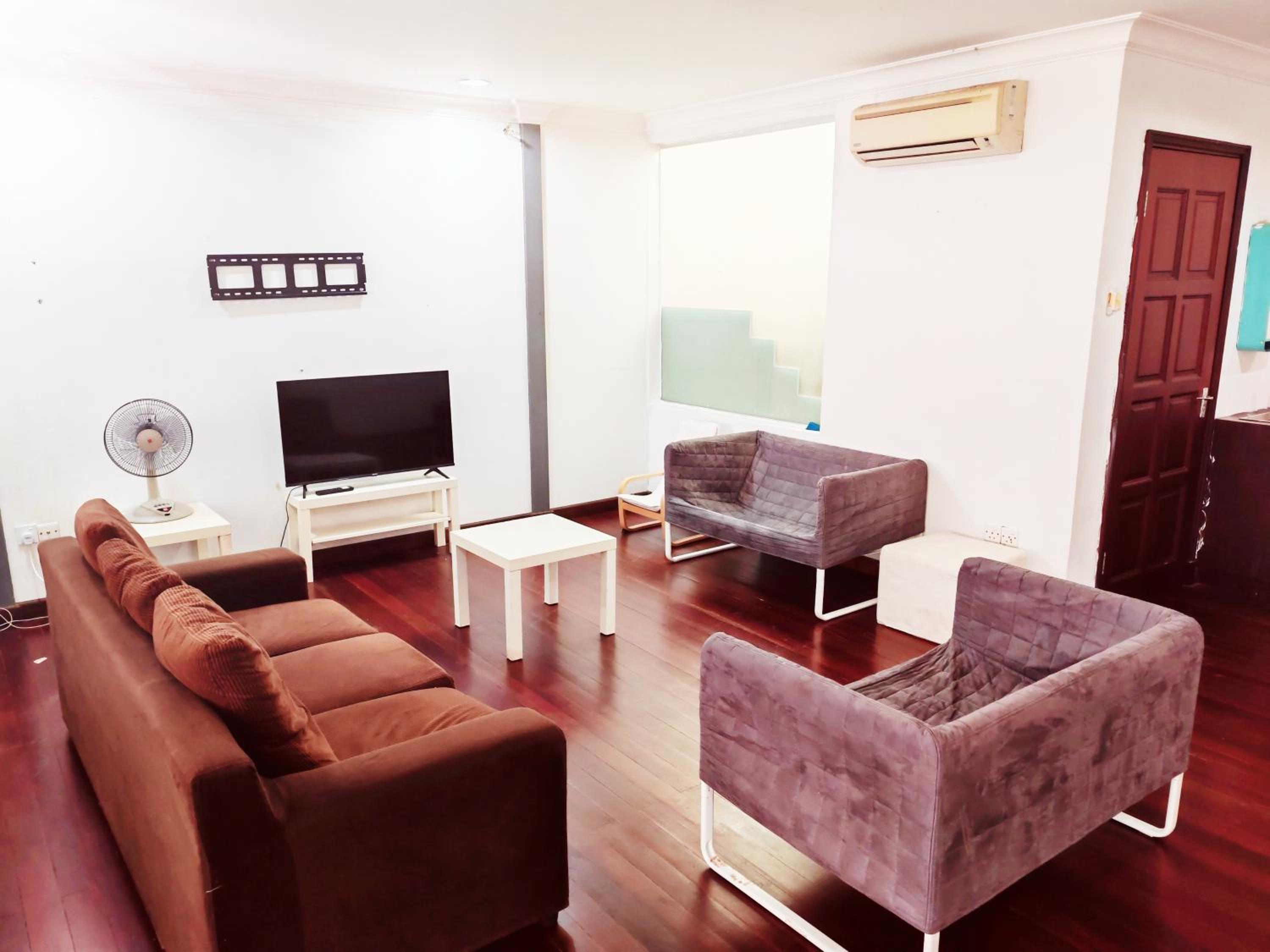 Vivacity Staycation Home 6 Bedrooms photo 4