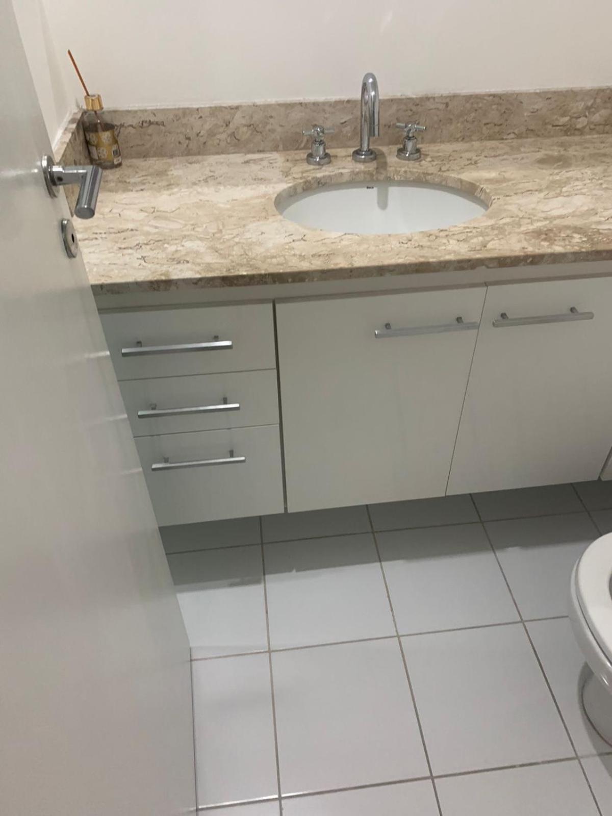 Excelente Apto ao Lado do Hospital Albert Einstein Faculdade de Medicina Einstein e Estádio Morumbi com Garagem