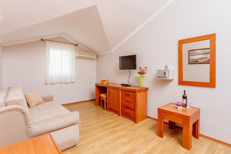Apartments PERPER