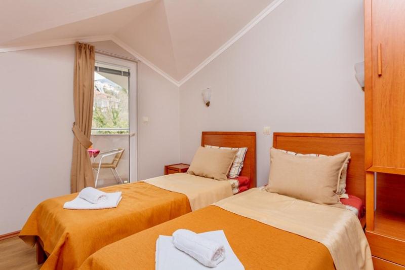 Apartments PERPER