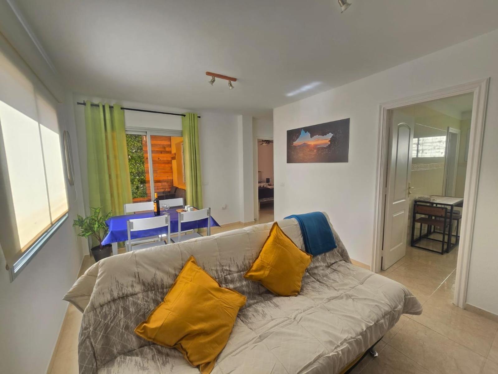 Apartamento céntrico en Candelaria con piscina II