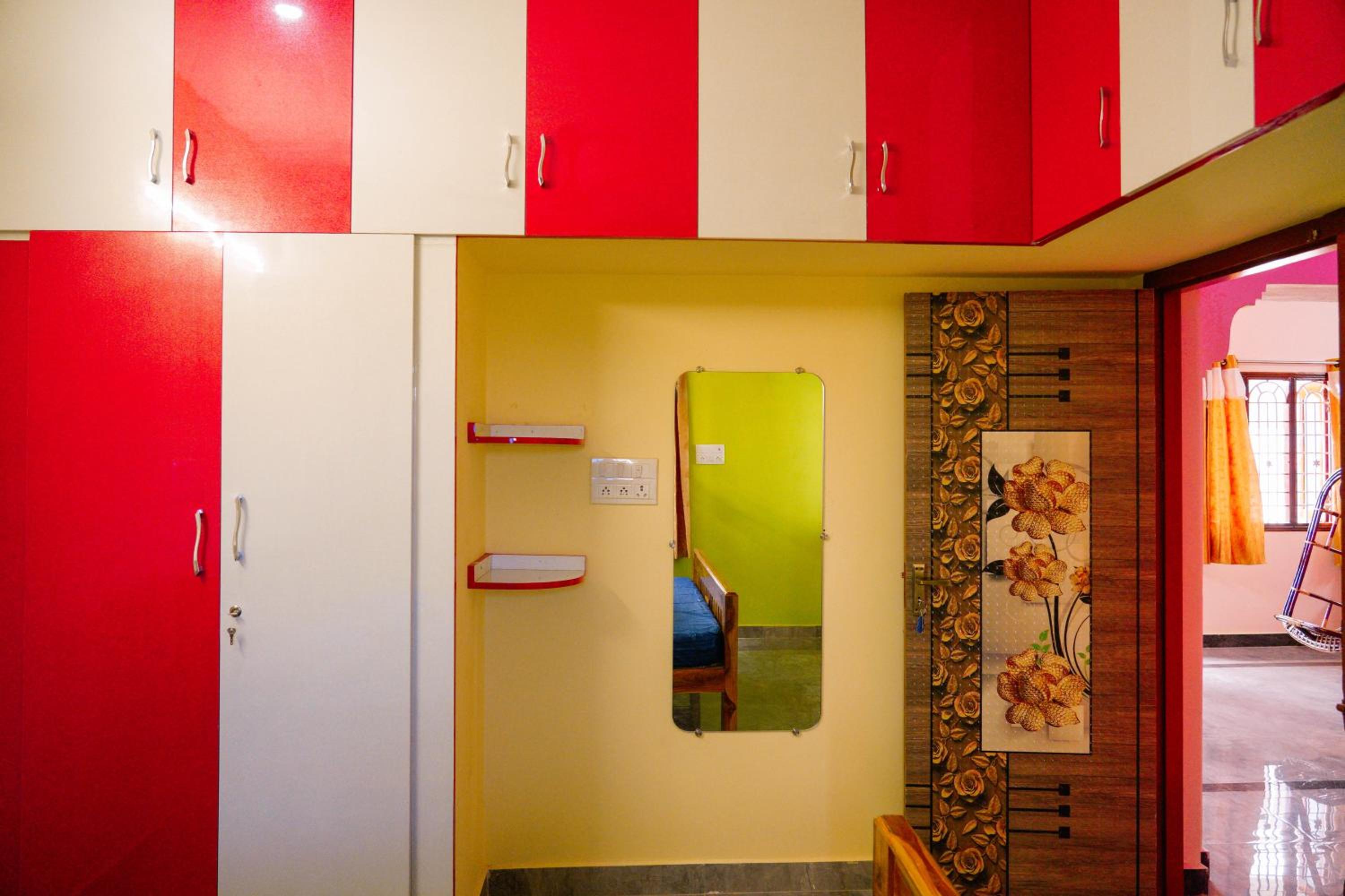 Sri Sakthi Residence