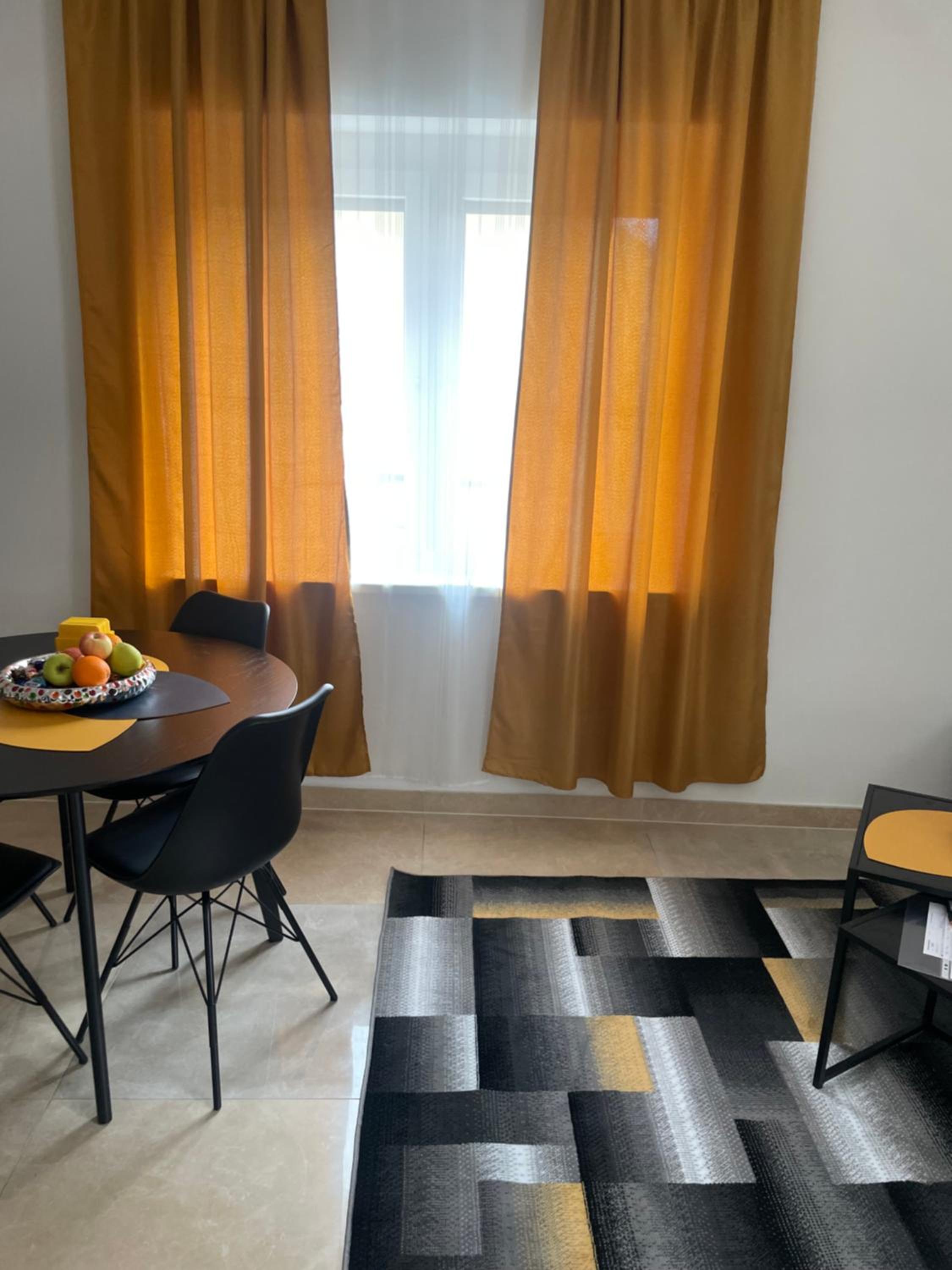 SEOS Self Check in ,Gratis parken,Apartment mit Schlaf Zimmer und StudioApartmet