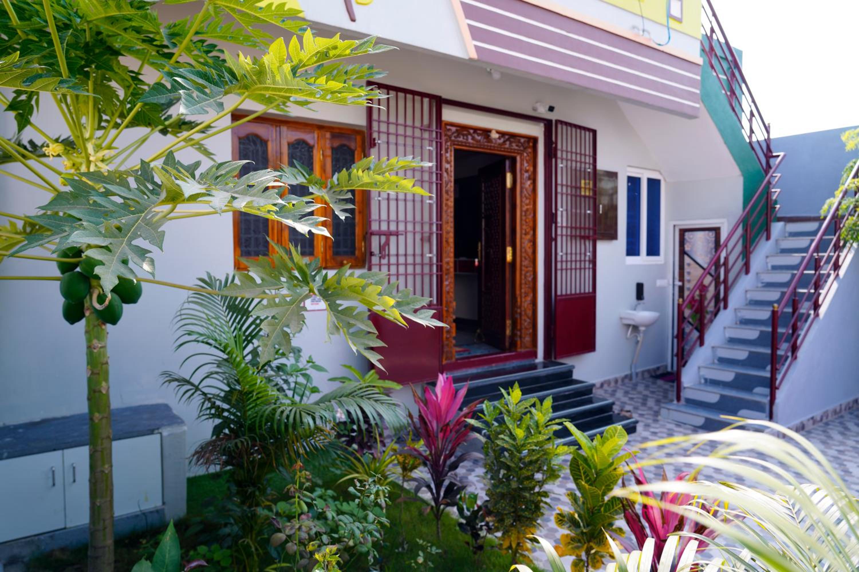 Sri Sakthi Residence