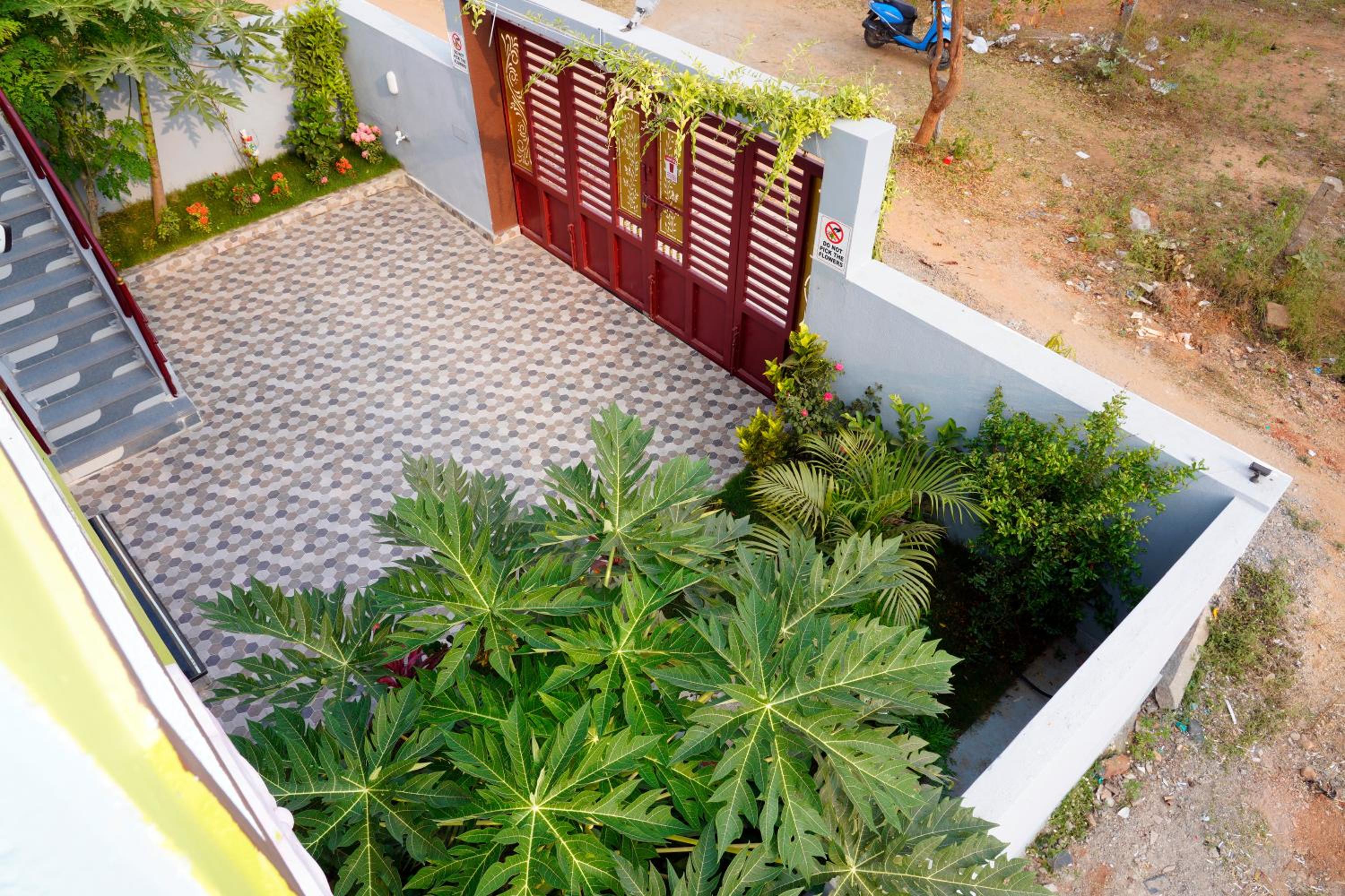 Sri Sakthi Residence