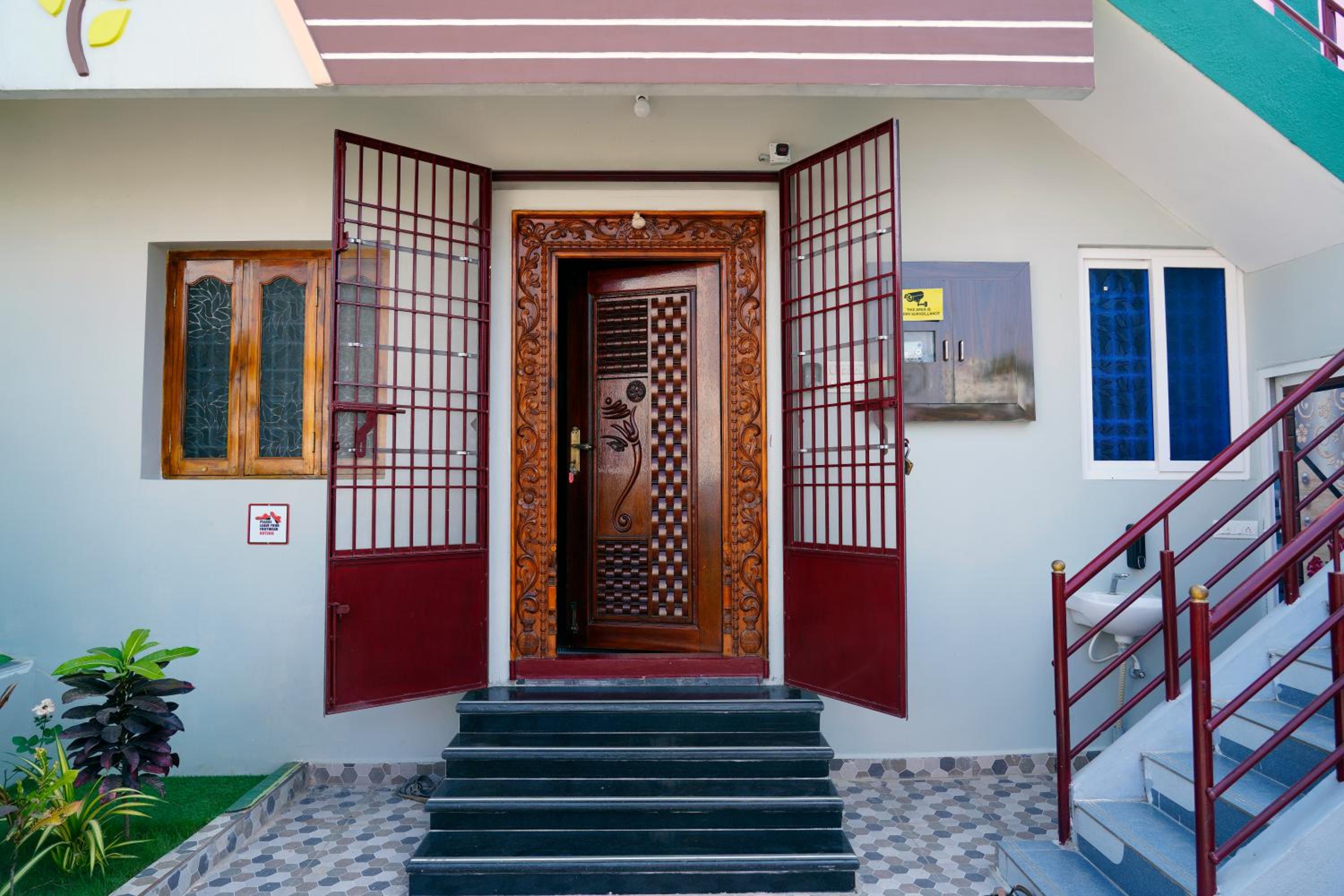 Sri Sakthi Residence