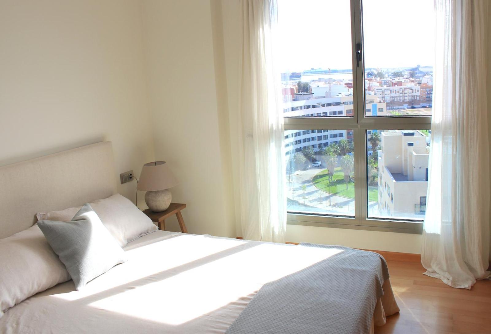 Oceanographic 1 bedroom apartment with balcony and pool