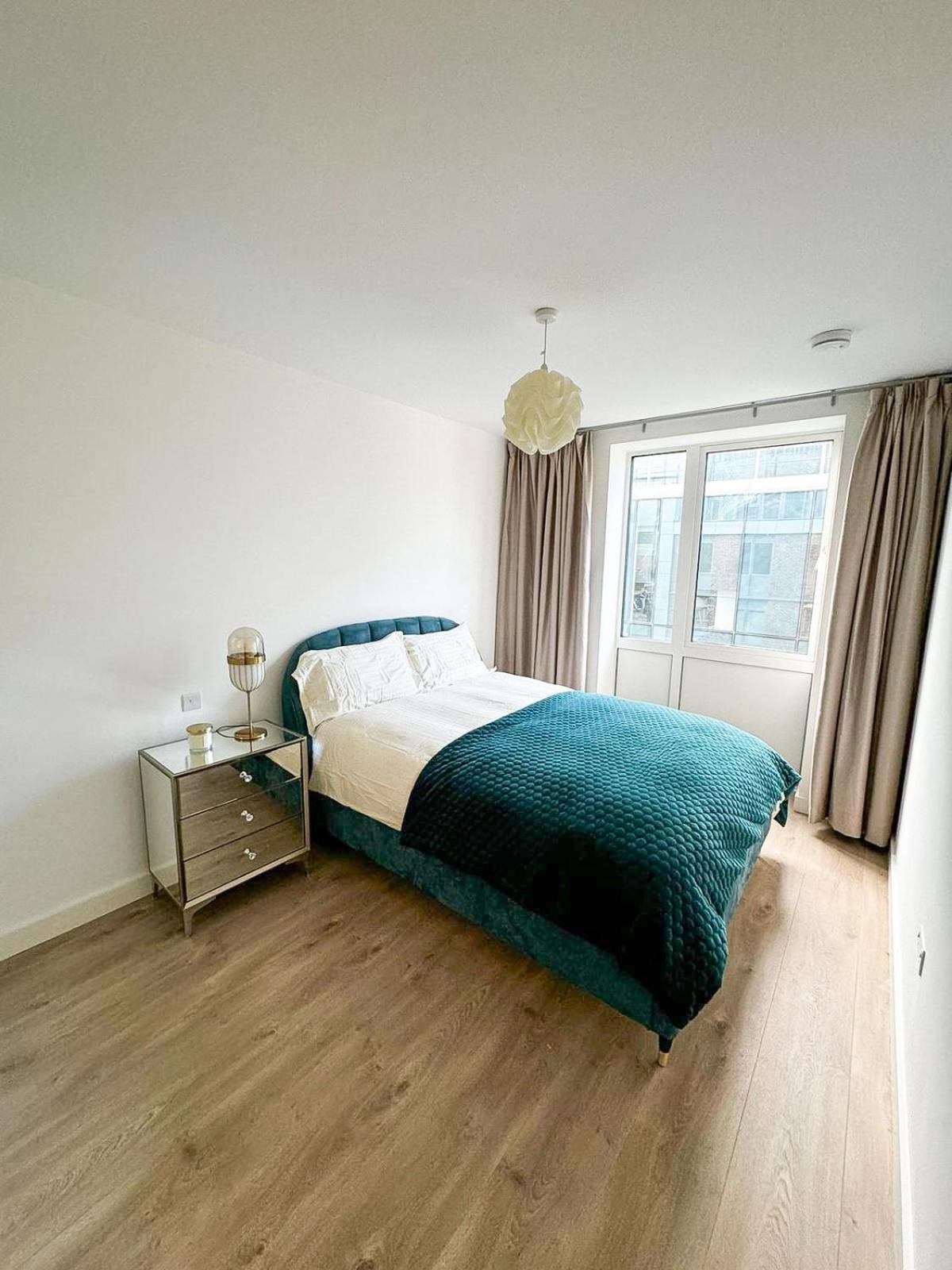 Elegant 2 Bedroom Apartment in Grand Canal