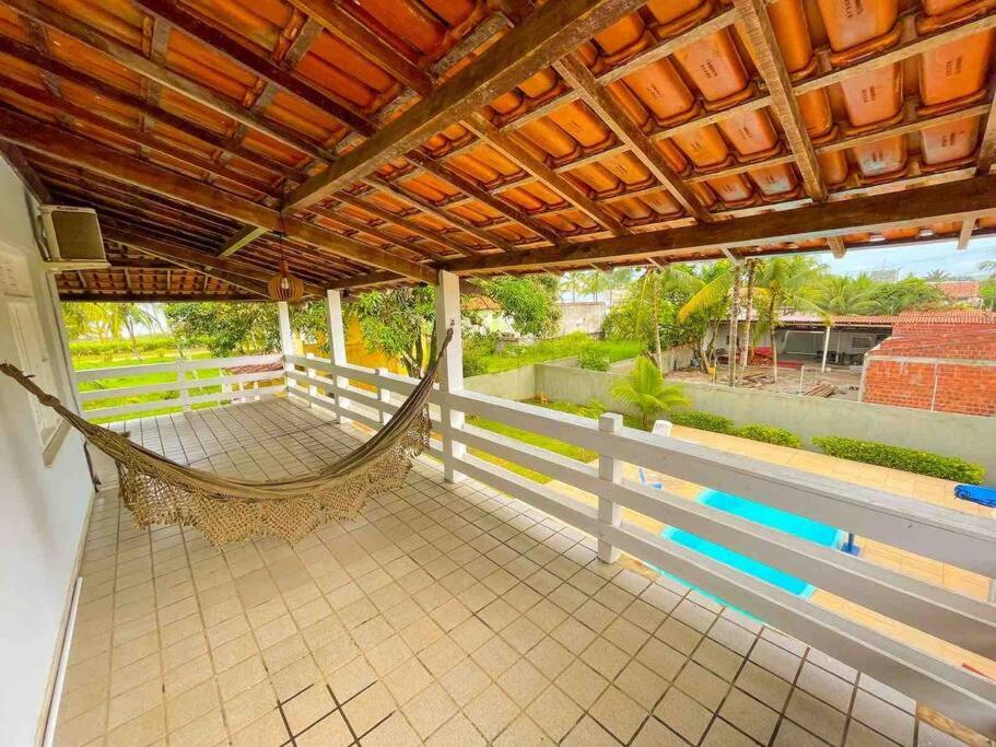 Casa com 5 quartos e vista para o mar a 170m da praia