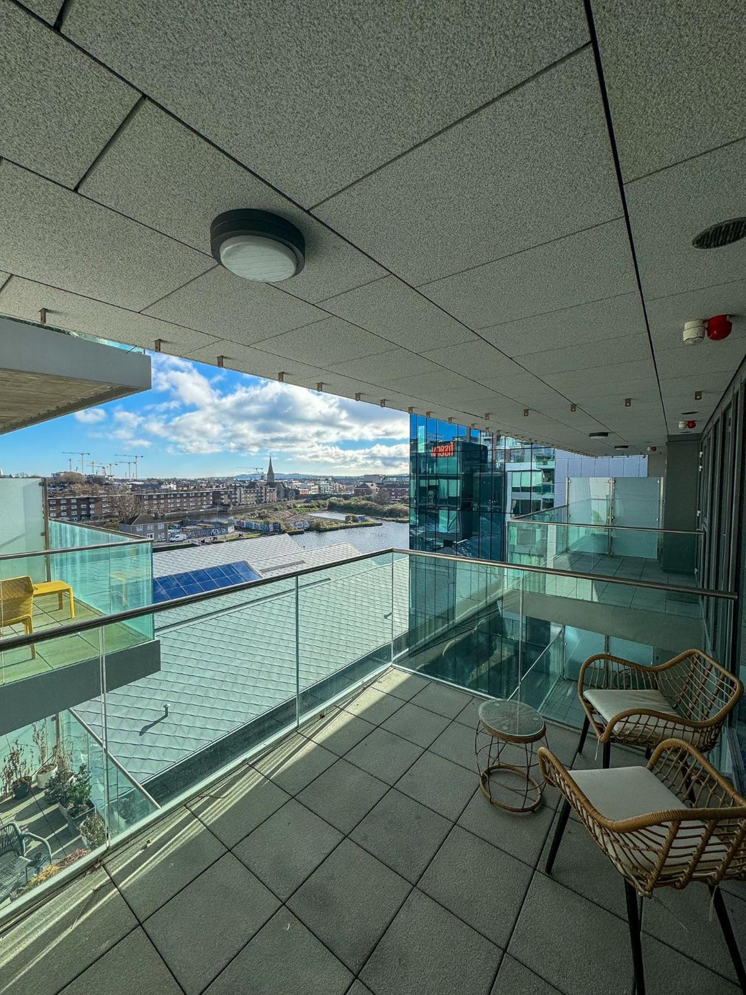 Elegant 2 Bedroom Apartment in Grand Canal