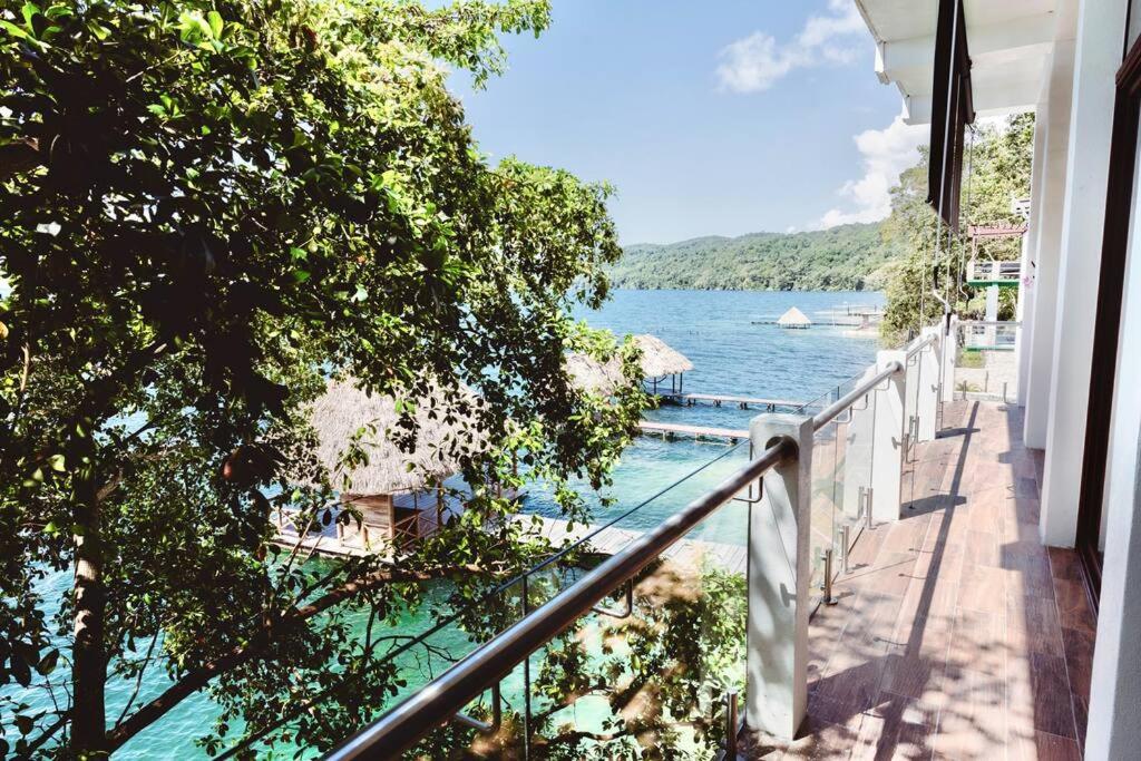 El Remate Panoramic View House 3 Levels Peten view 4