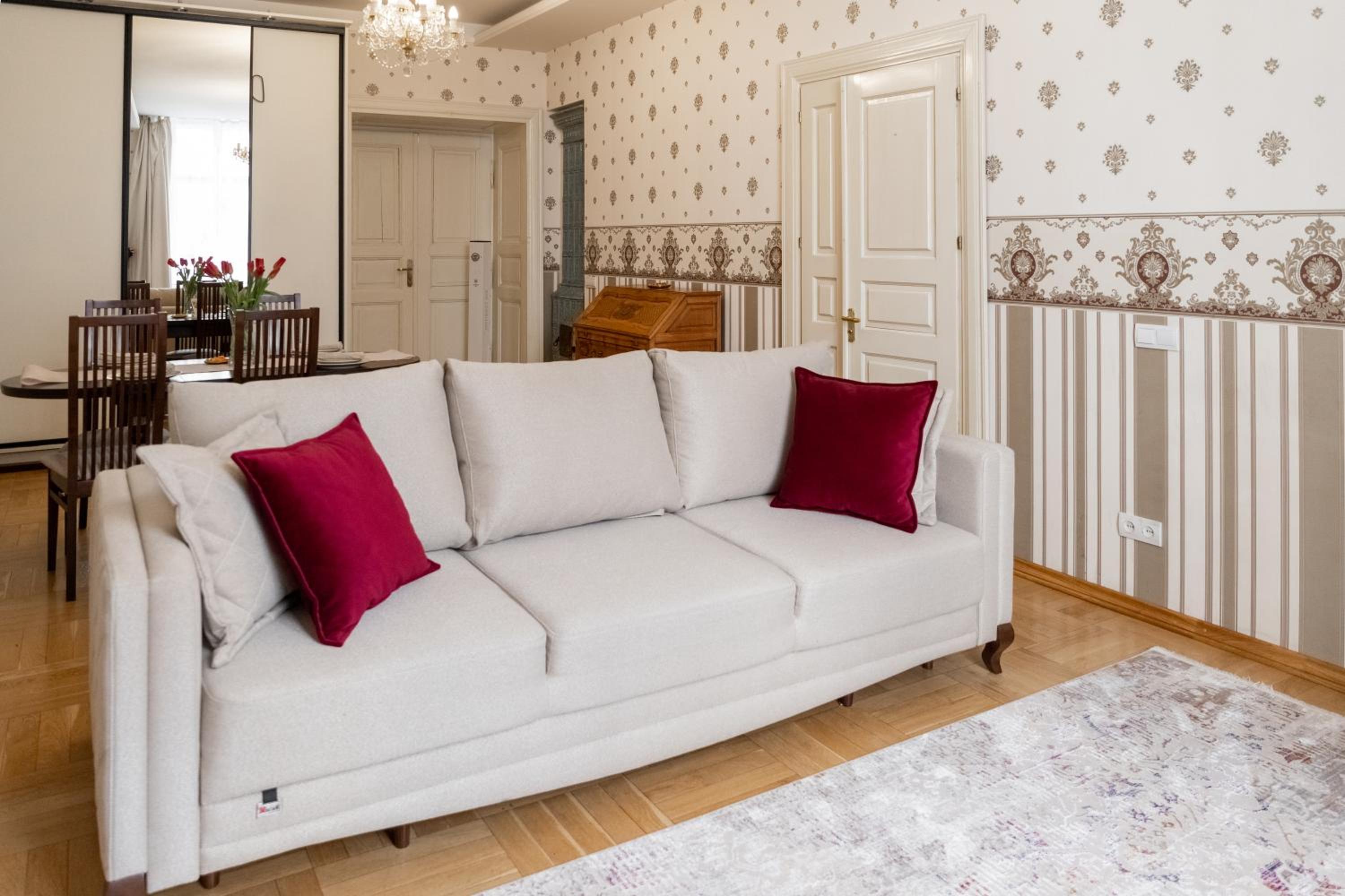 Apartment on Virmenska, One Bedroom