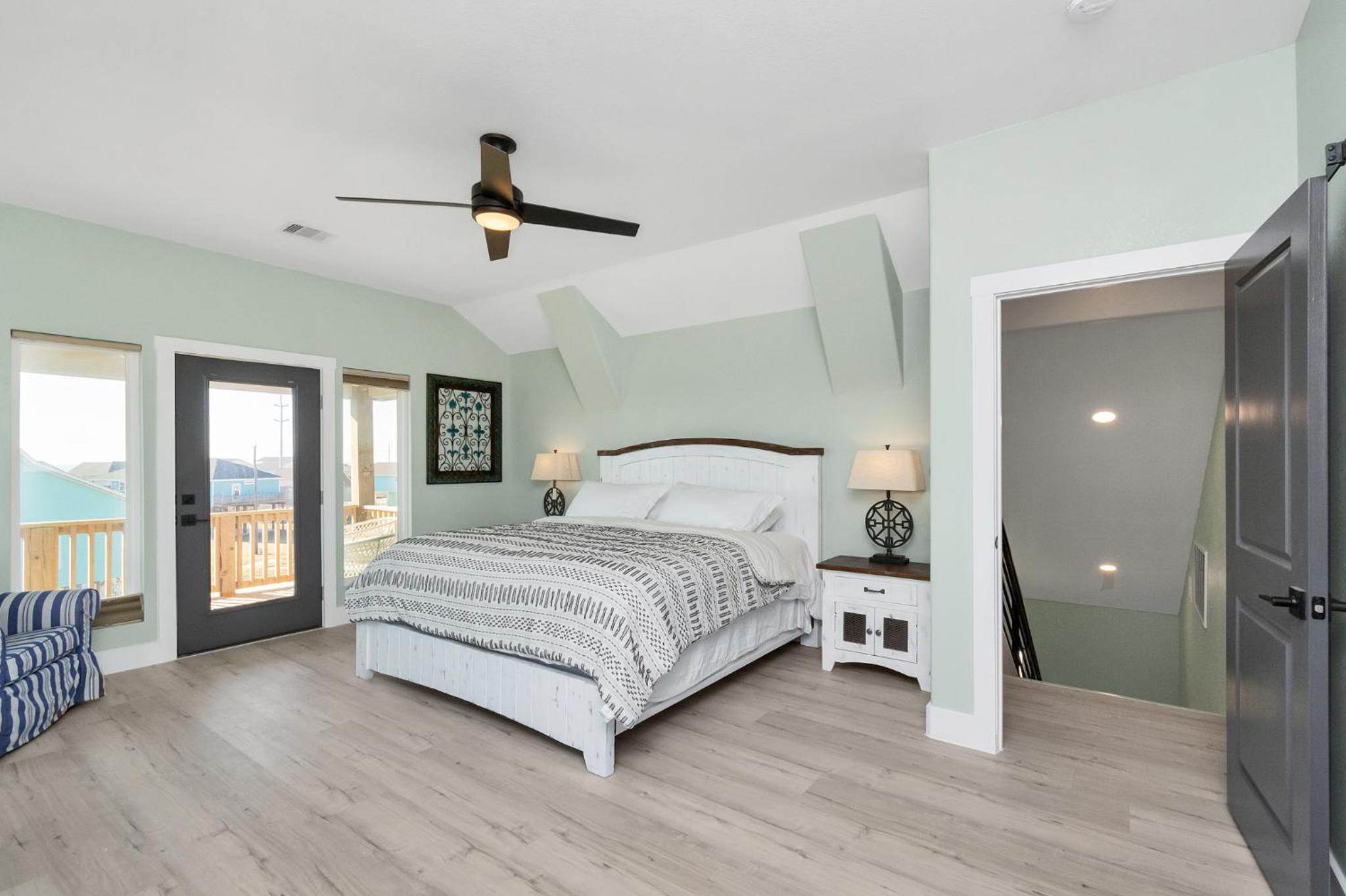 La Buena Brisa - The Good Breeze with Gulf views.