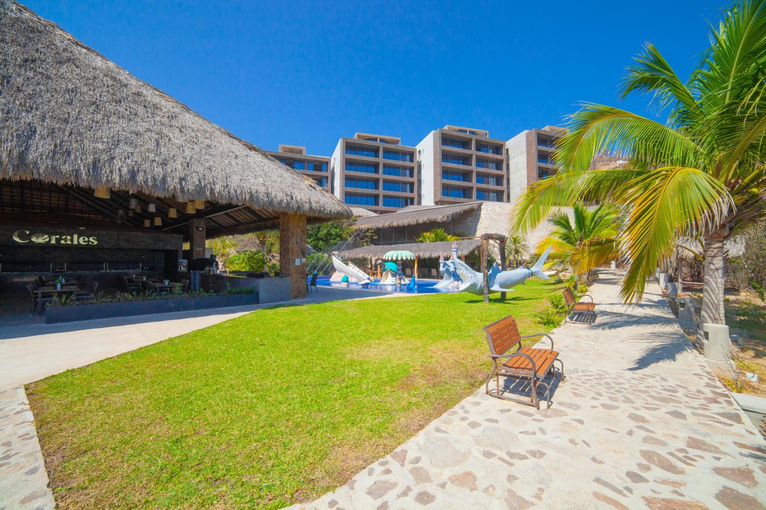 Coral Blue Huatulco - Property Image 5
