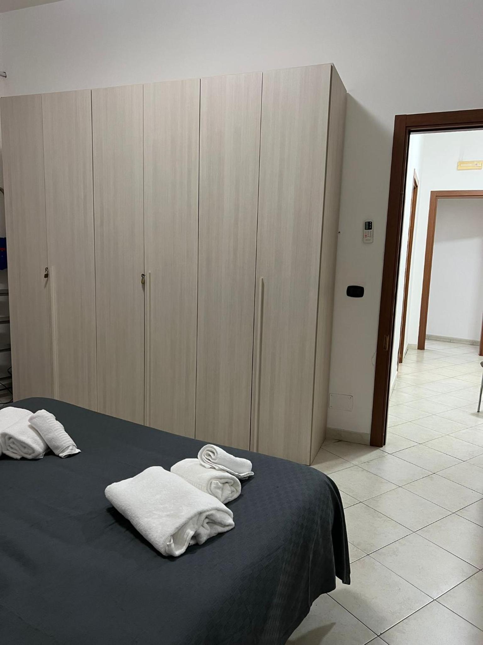 Central Naples Lettings