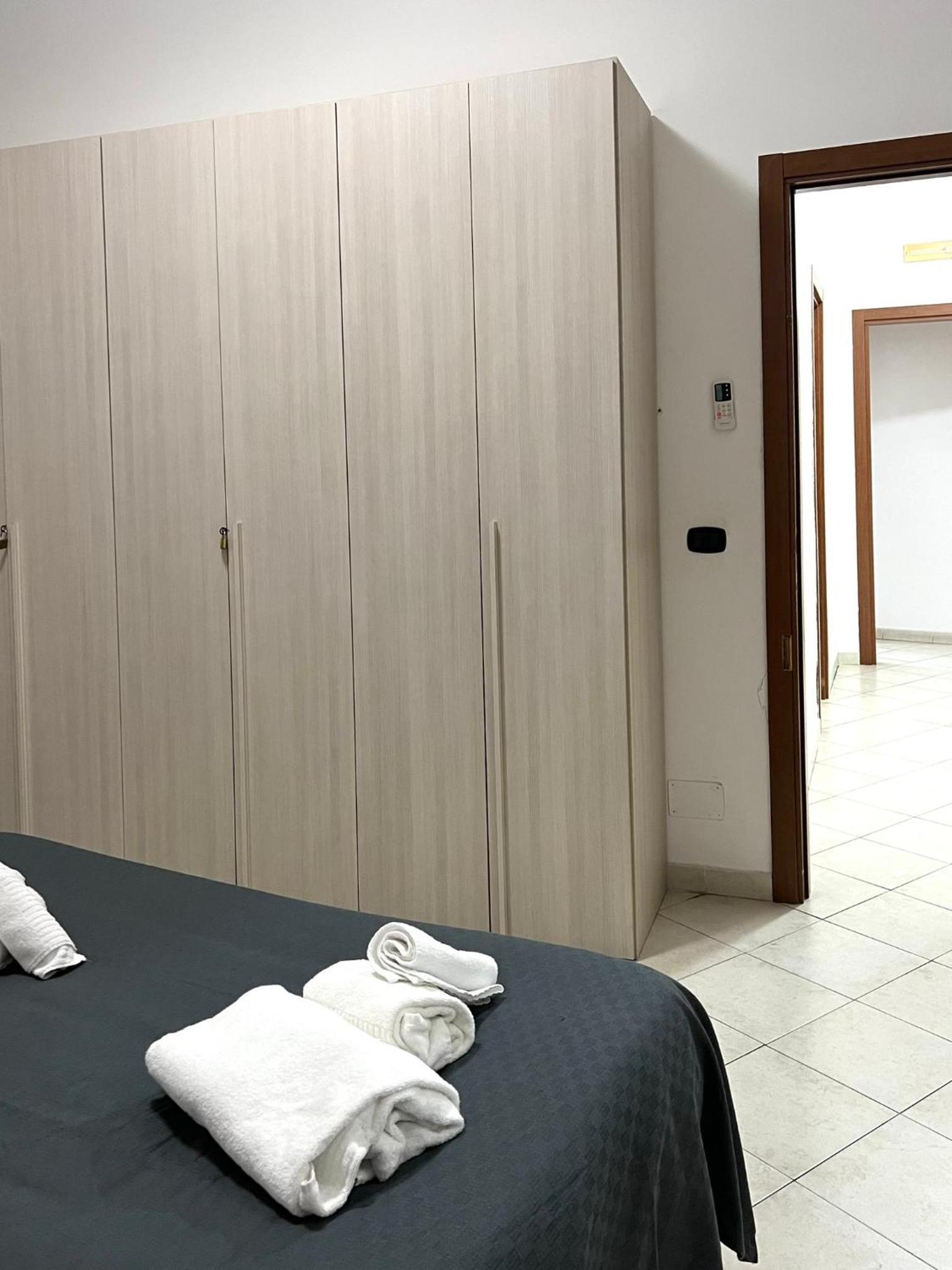 Central Naples Lettings