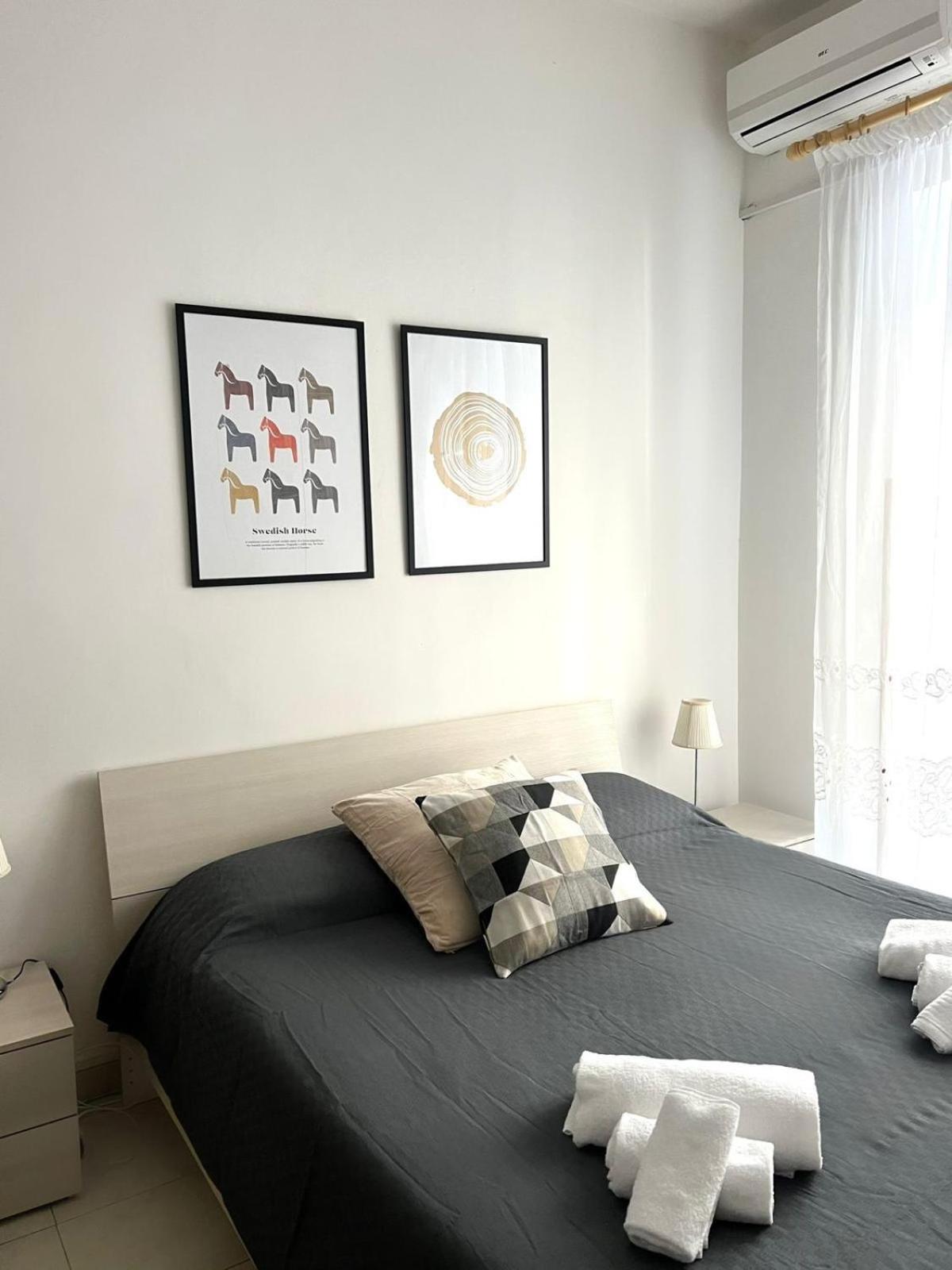 Carlo's apartment