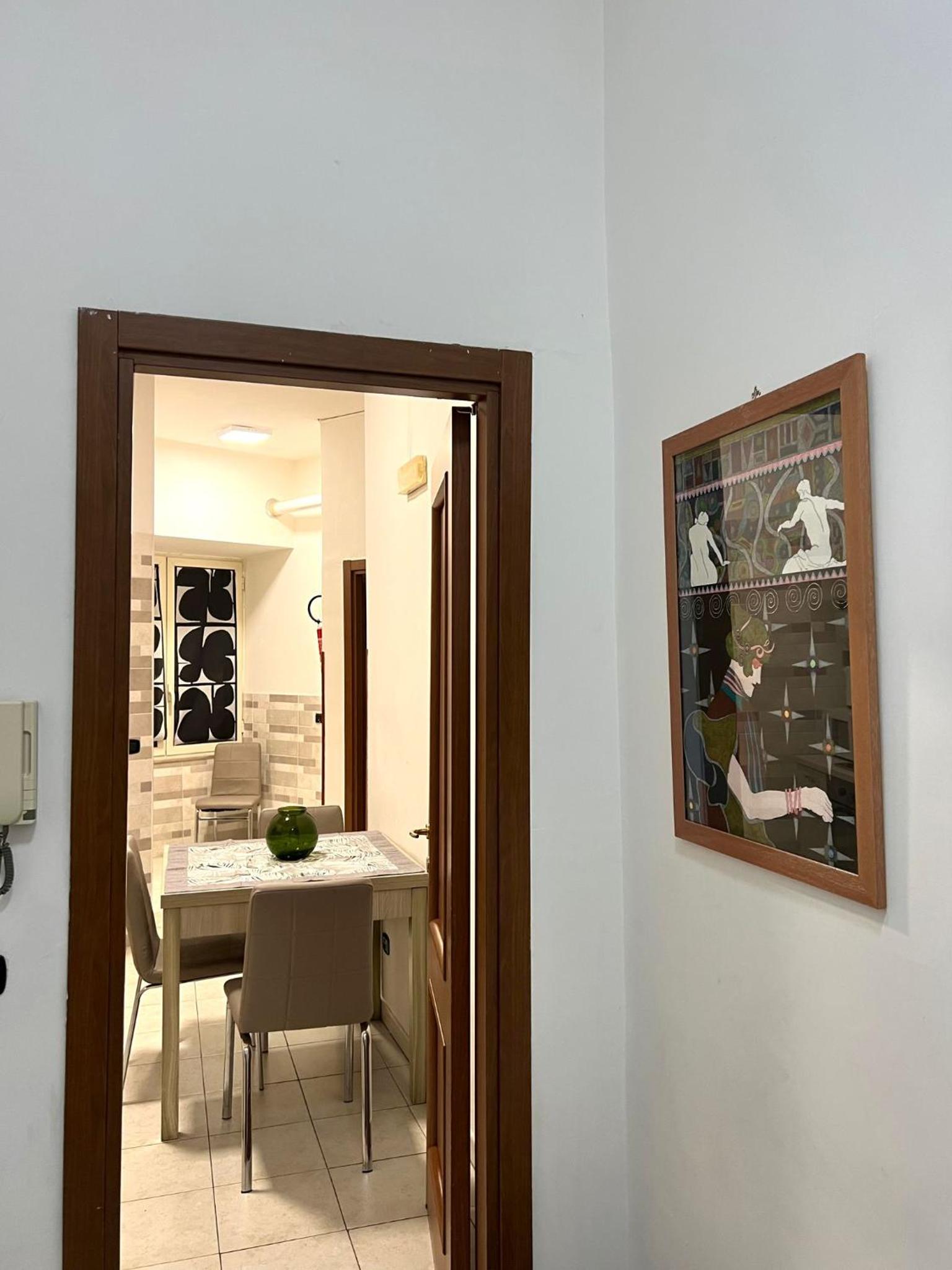 Carlo's apartment