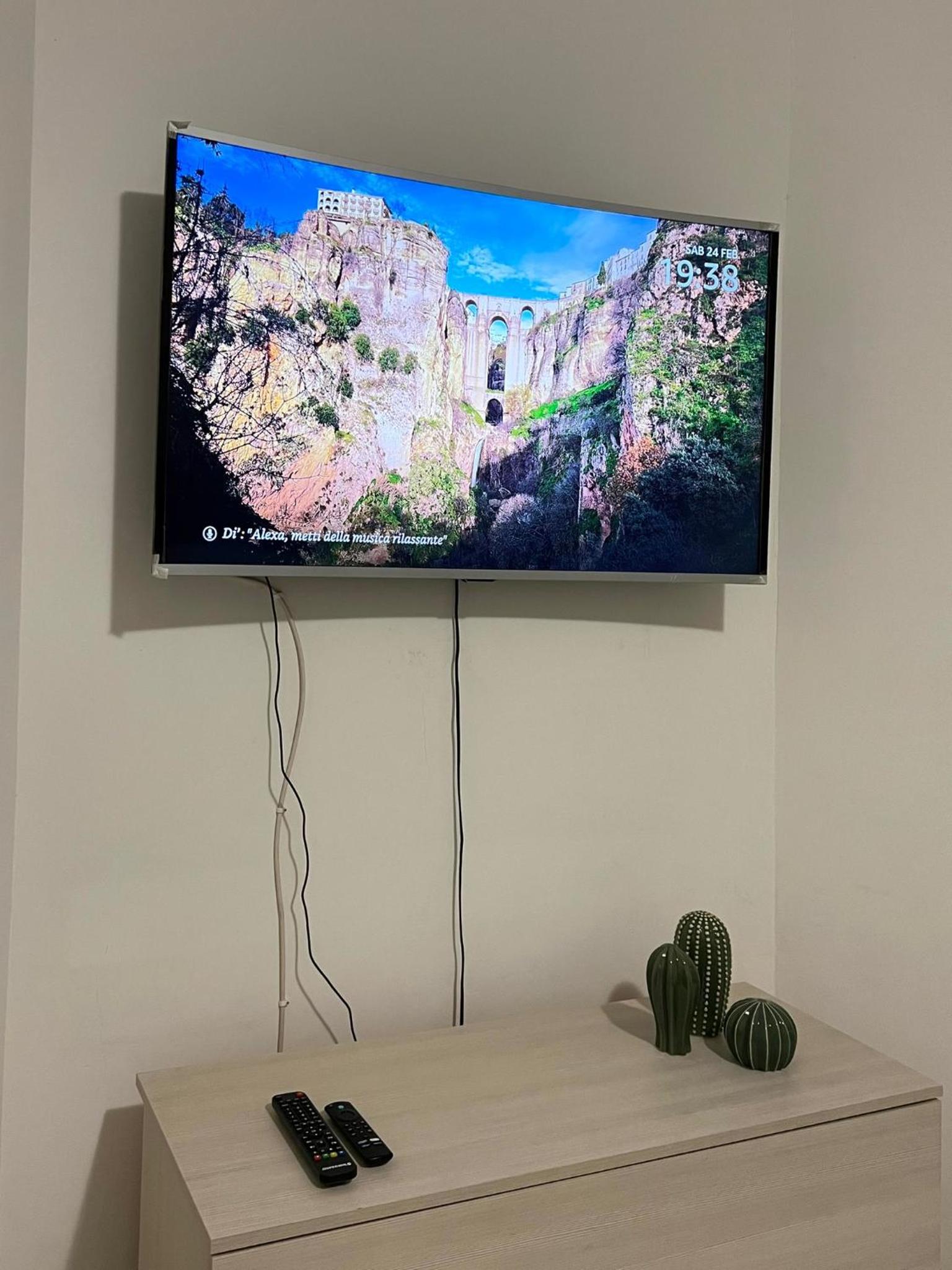 Carlo's apartment