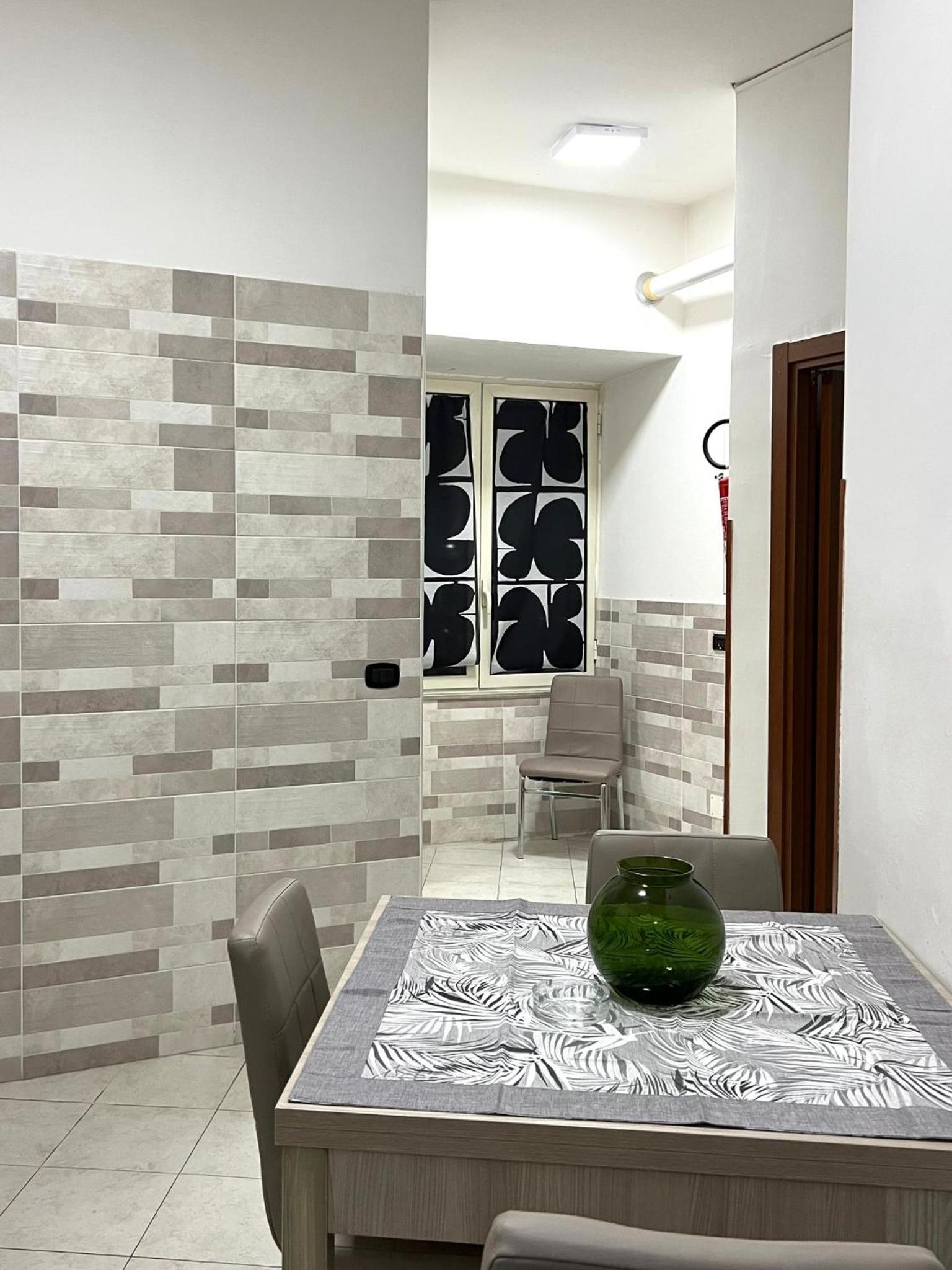Carlo's apartment