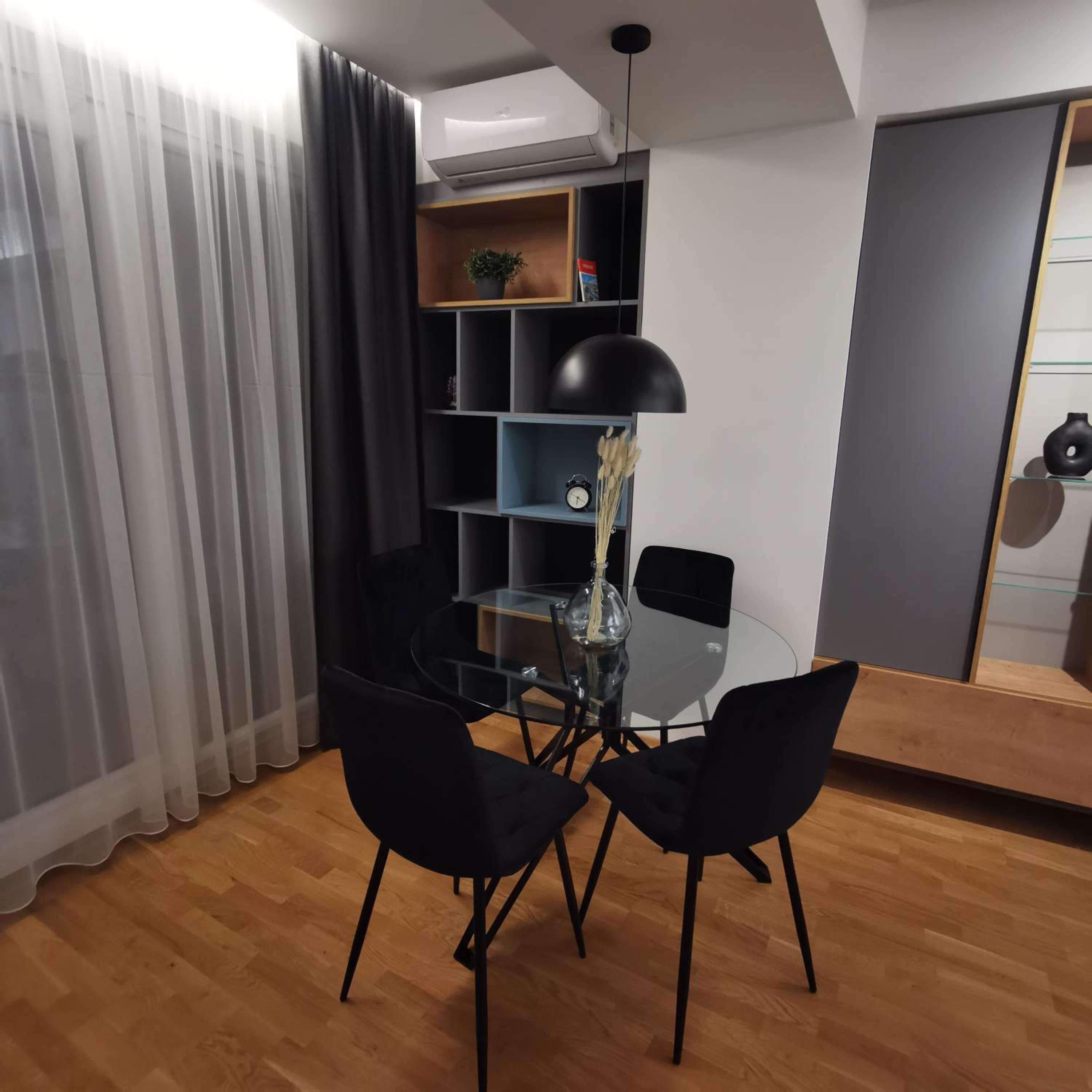 Nest Apartment