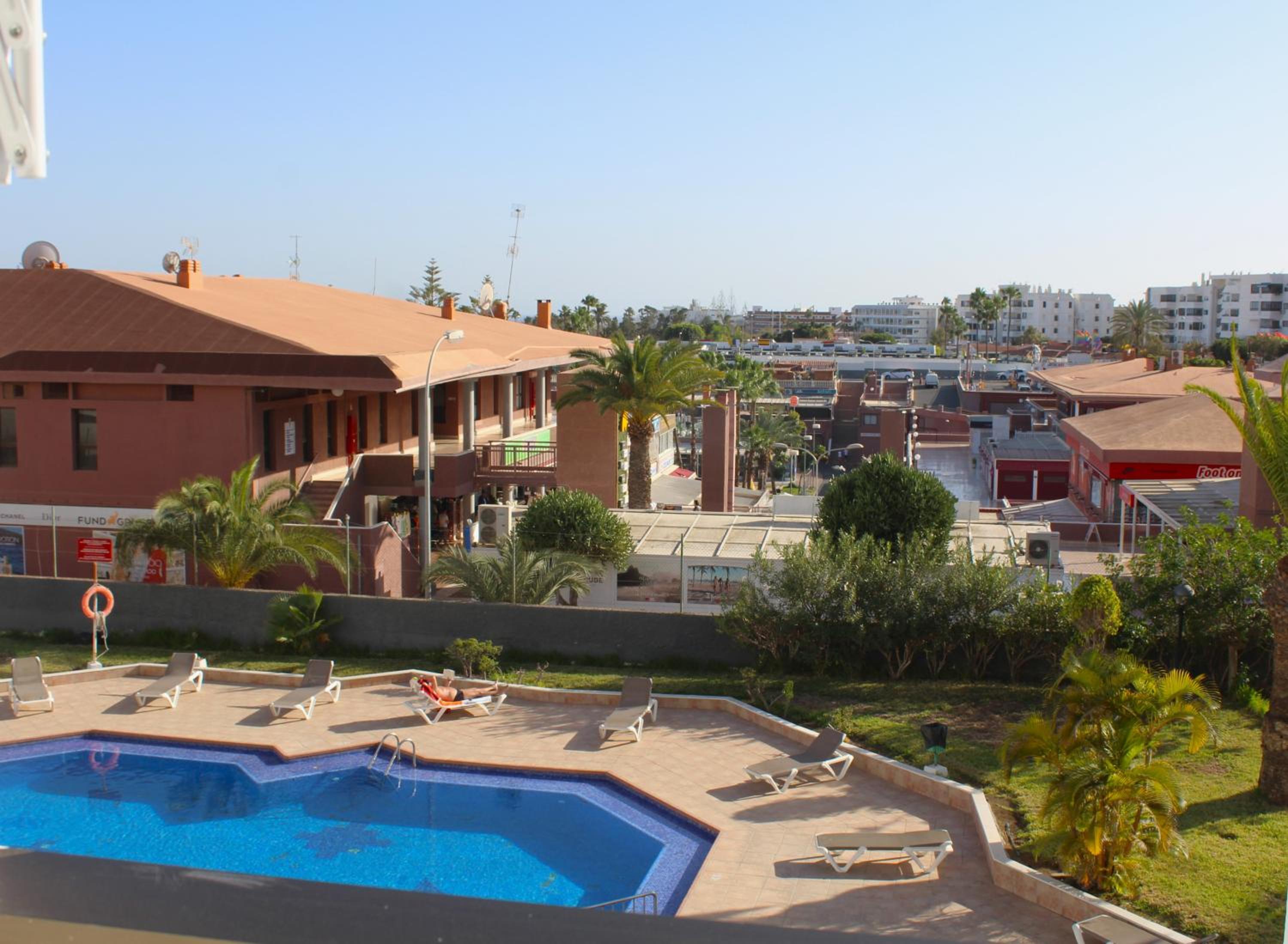Front YUMBO 2Bedrooms BAYUCA Apartment