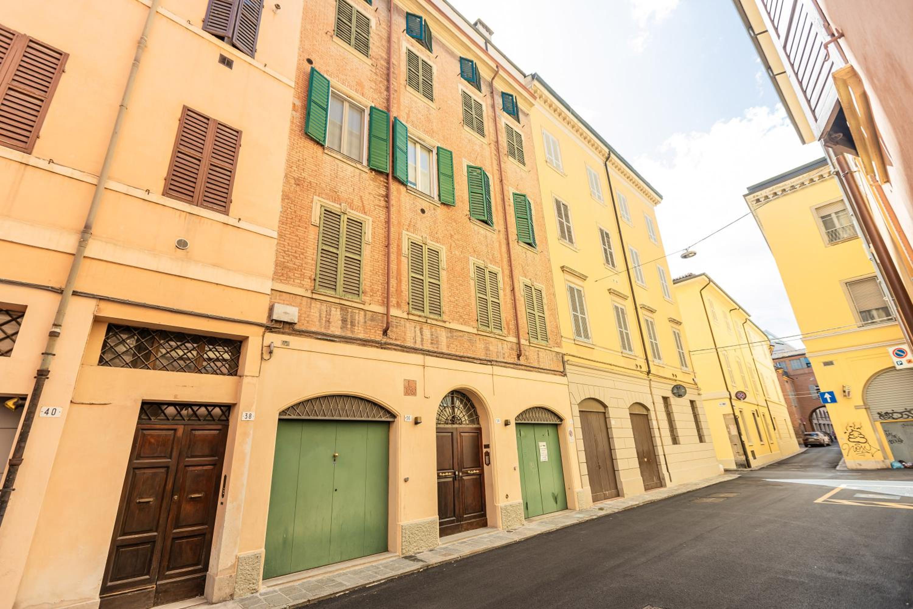 Molinari House Modena Centro view 2