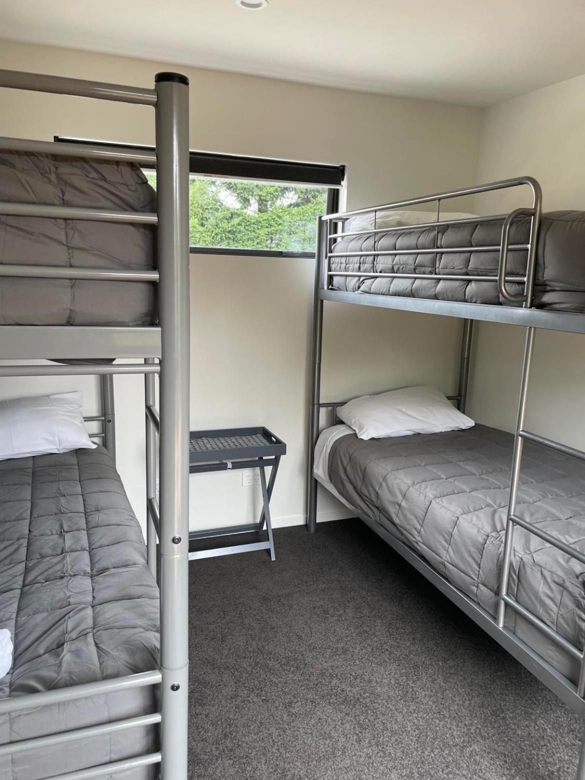 Kingston TOP 10 Holiday Park