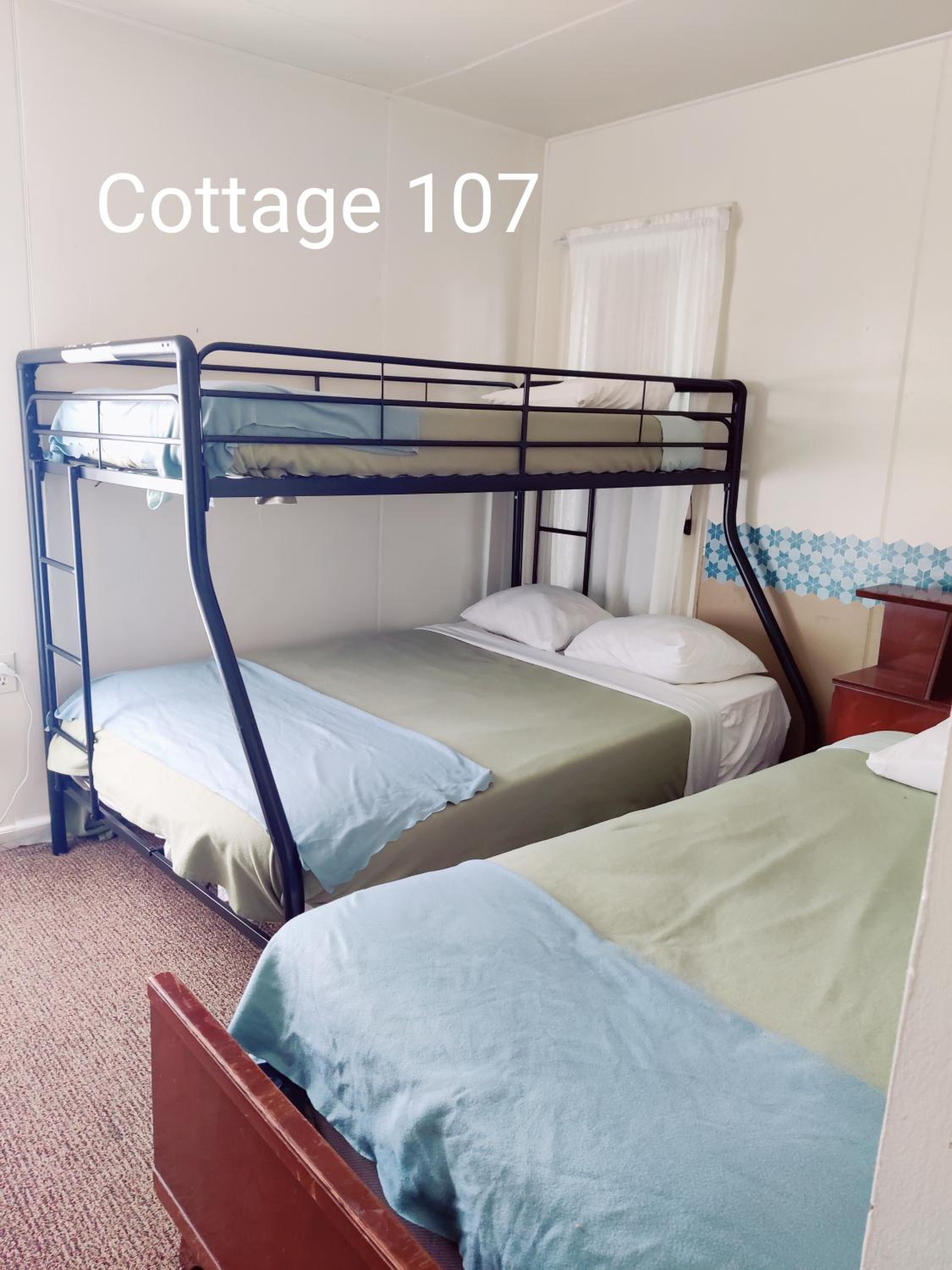 Hillcrest Inn