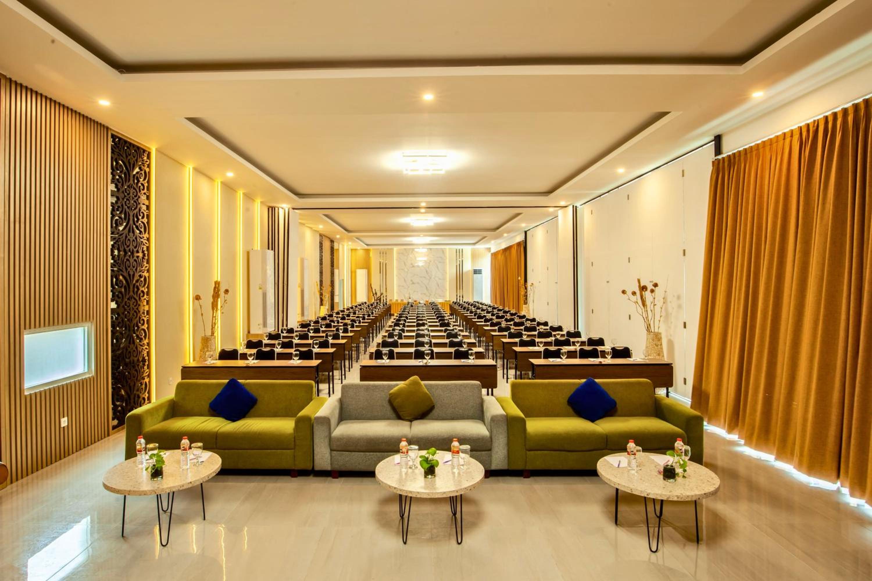 meeting & event spaces