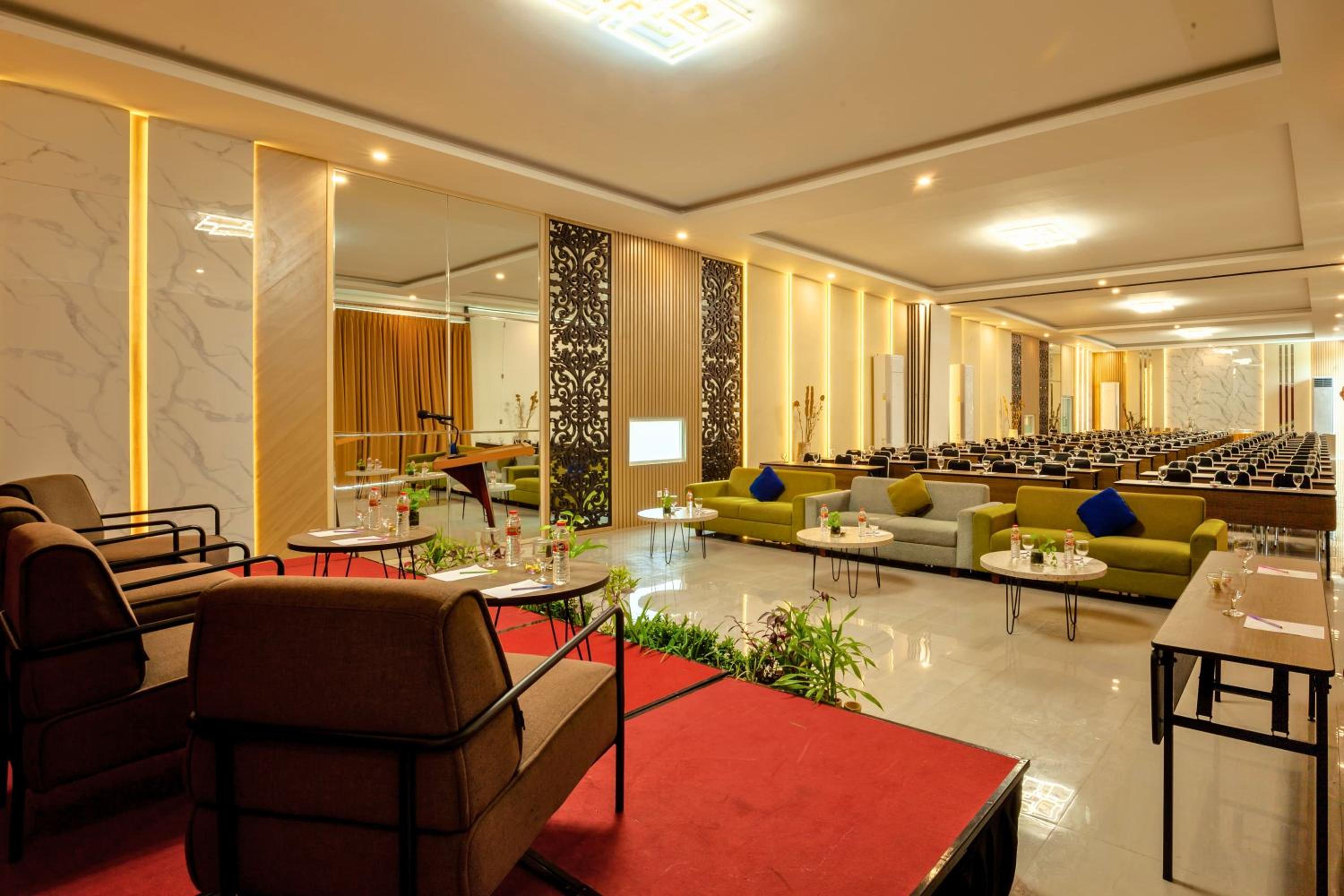 meeting & event spaces