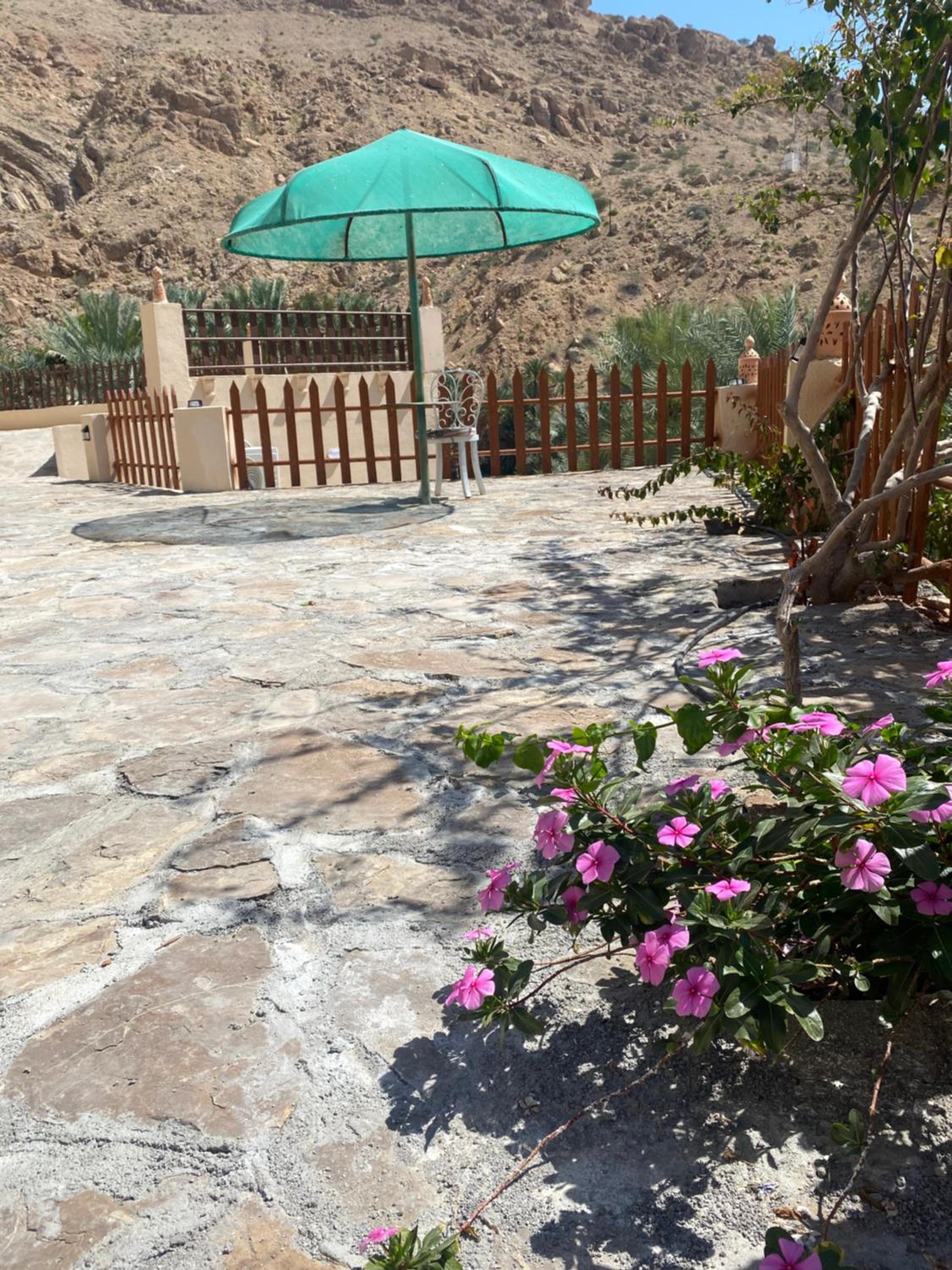 WADI BANI KALED REST HOUSE