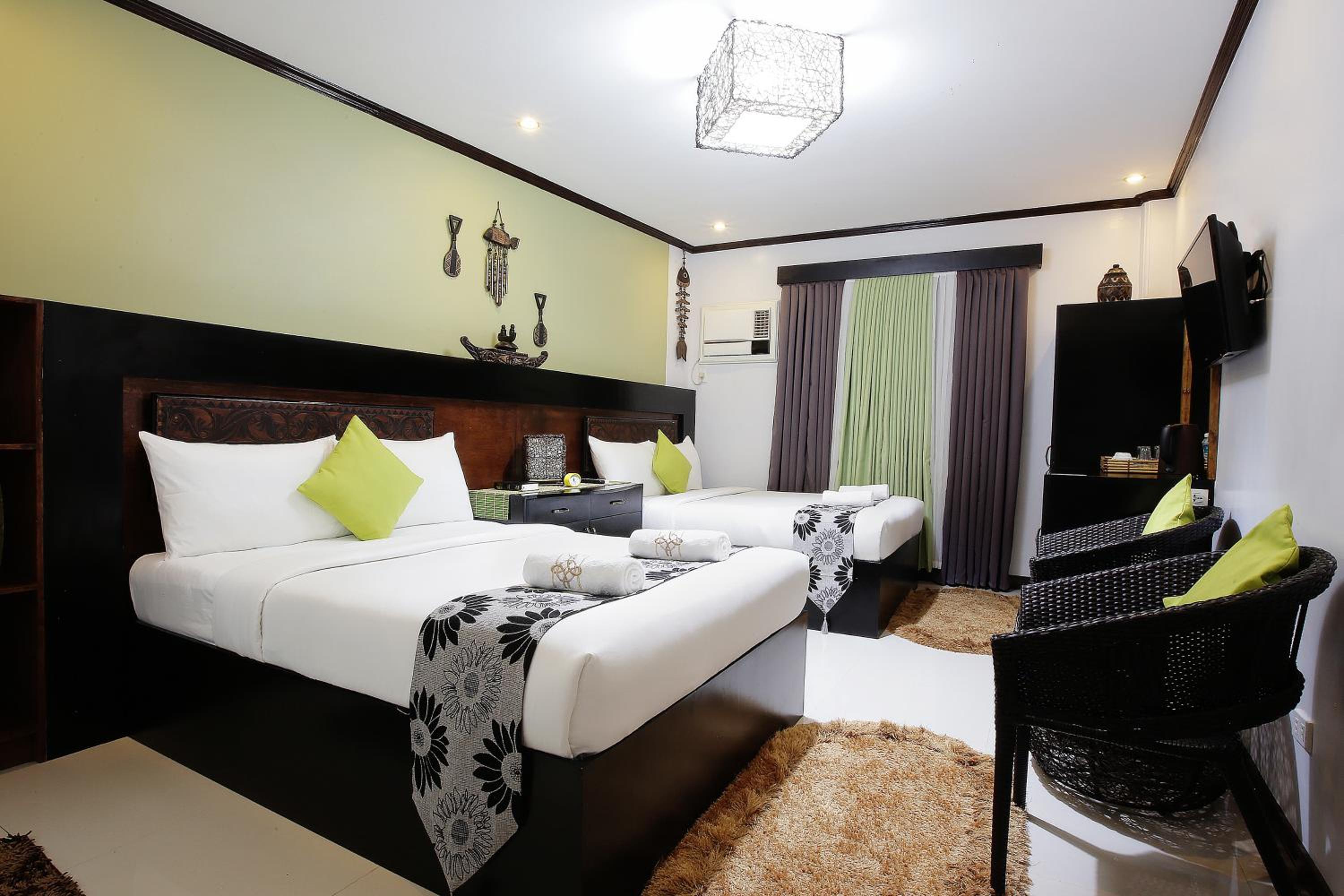 Coron Bancuang Mansion