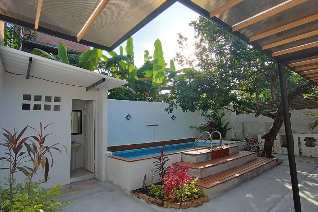 Espectacular Casa con Piscina, BBQ y Parqueadero