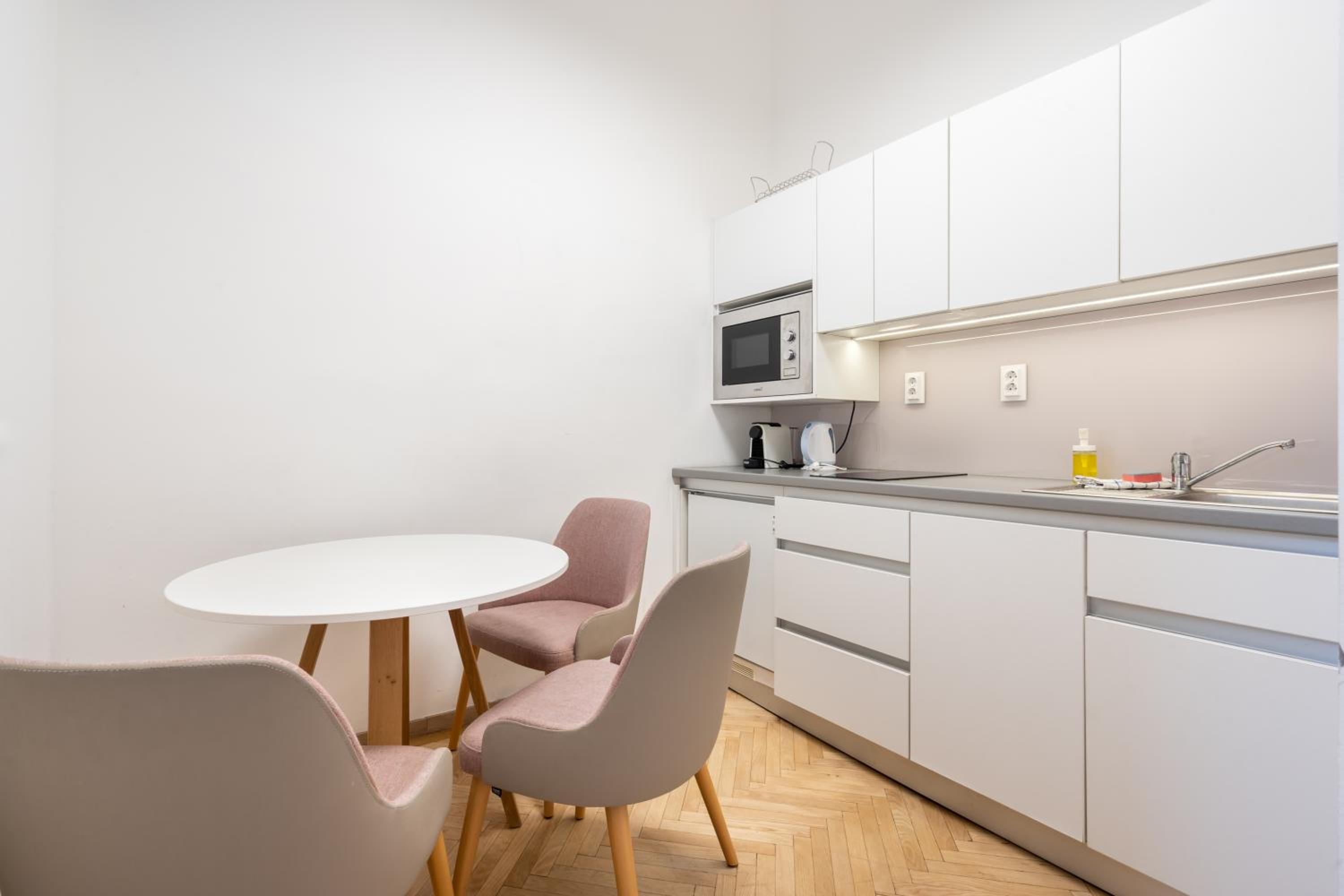 Klauzál City Garden Apartments - 2-bedroom K34 view 3