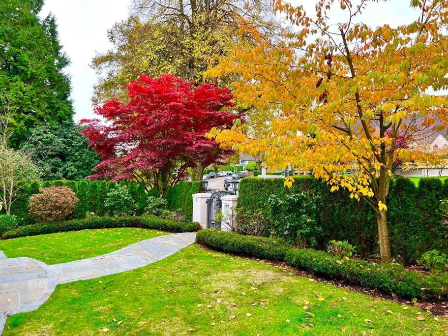Oceanview Luxury 4-bedrooms Vancouver Point Grey