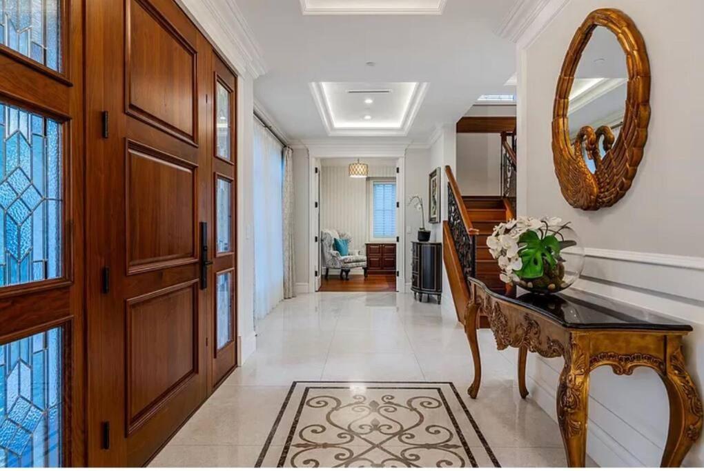 Oceanview Luxury 4-bedrooms Vancouver Point Grey