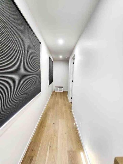 City Fringe and 2.5 bathrooms