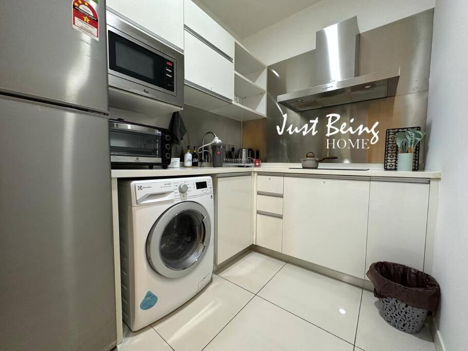 Just Being Home 5pax 1BR/1BA 1Queen/1Single/1Sofa