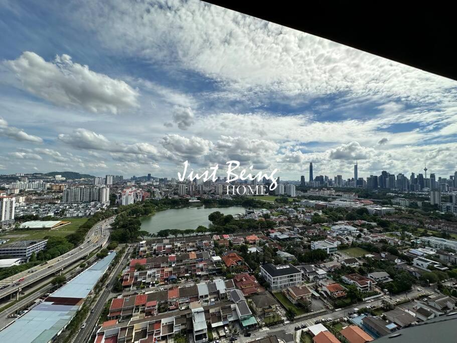 Just Being Home 5pax 1BR/1BA 1Queen/1Single/1Sofa