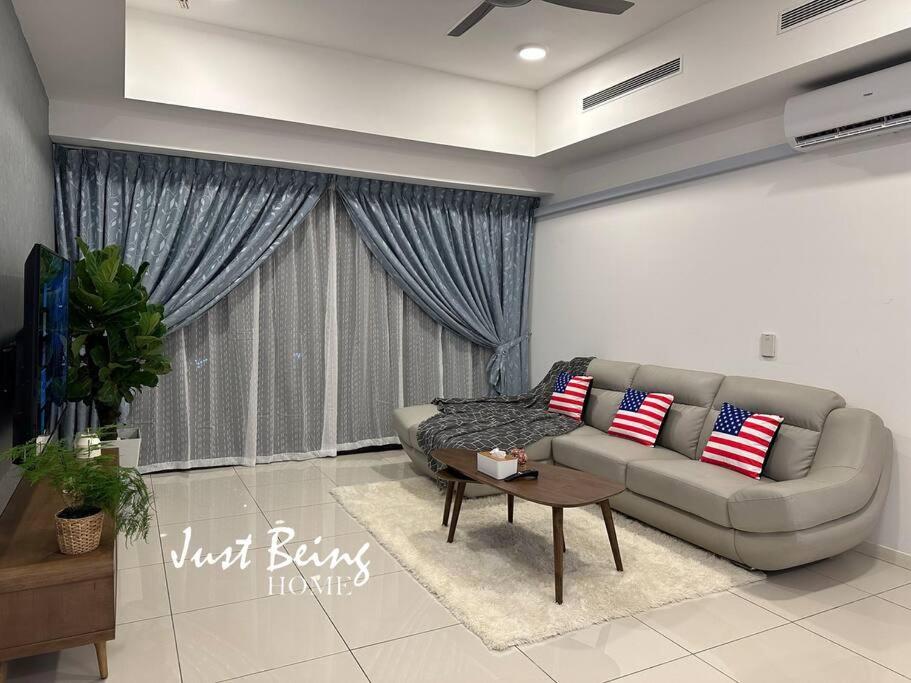 Just Being Home 5pax 1BR/1BA 1Queen/1Single/1Sofa