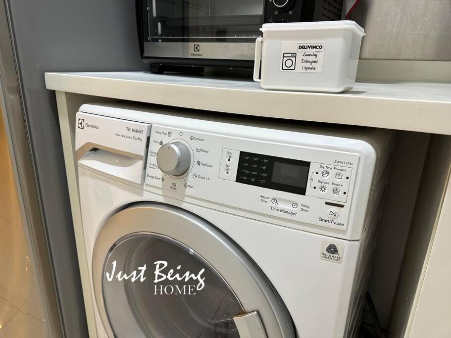 Just Being Home 5pax 1BR/1BA 1Queen/1Single/1Sofa