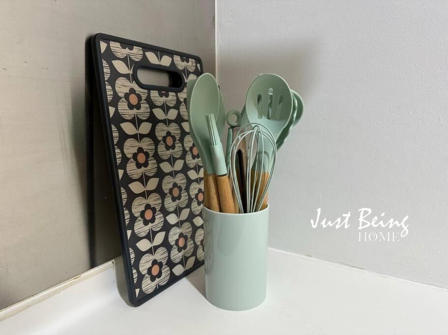 Just Being Home 5pax 1BR/1BA 1Queen/1Single/1Sofa