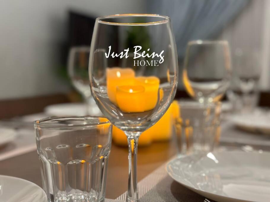 Just Being Home 5pax 1BR/1BA 1Queen/1Single/1Sofa