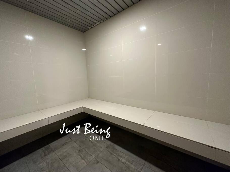 Just Being Home 5pax 1BR/1BA 1Queen/1Single/1Sofa